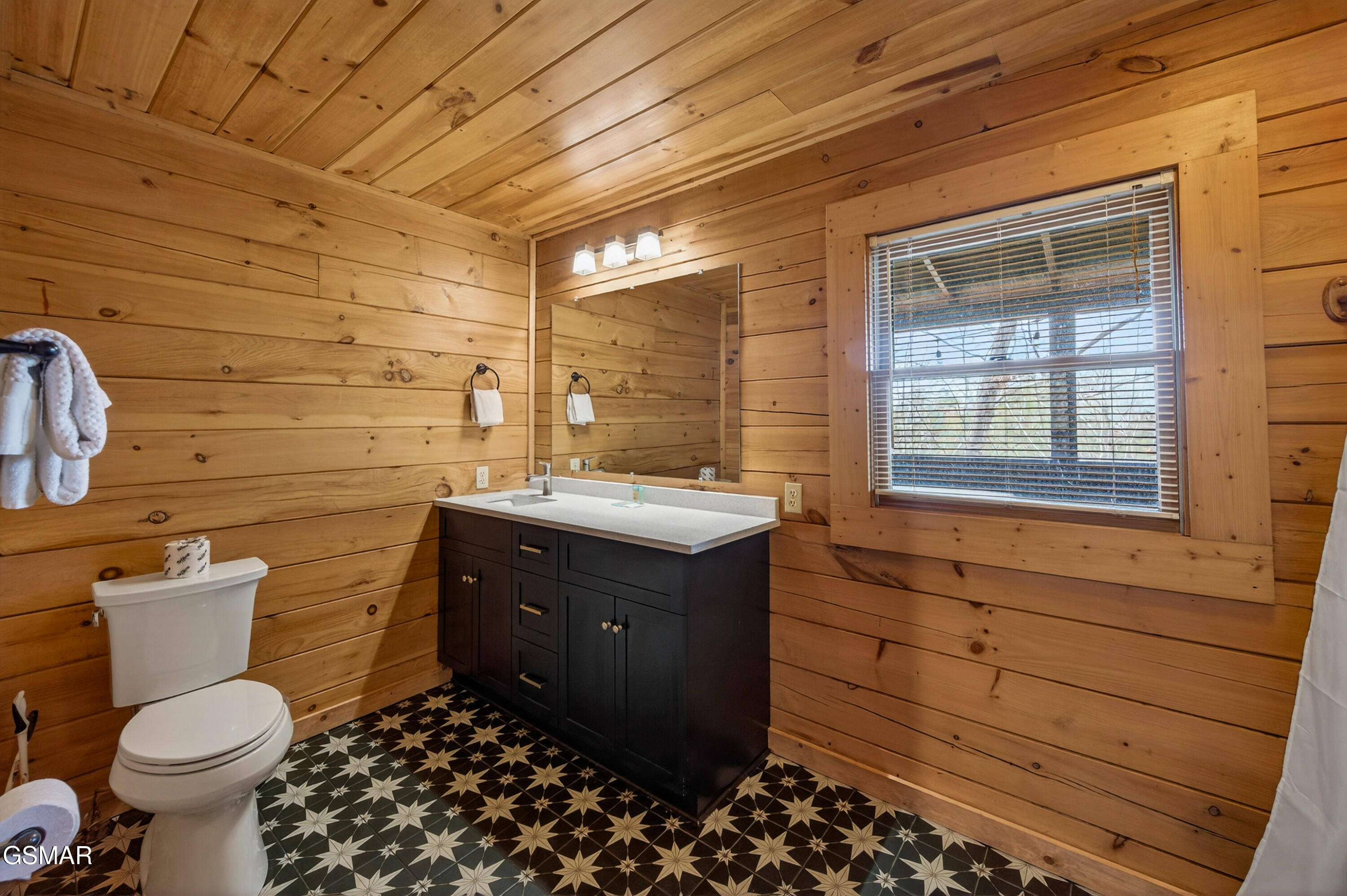 757 Chickasaw Gap Way Pigeon Forge TN 37863