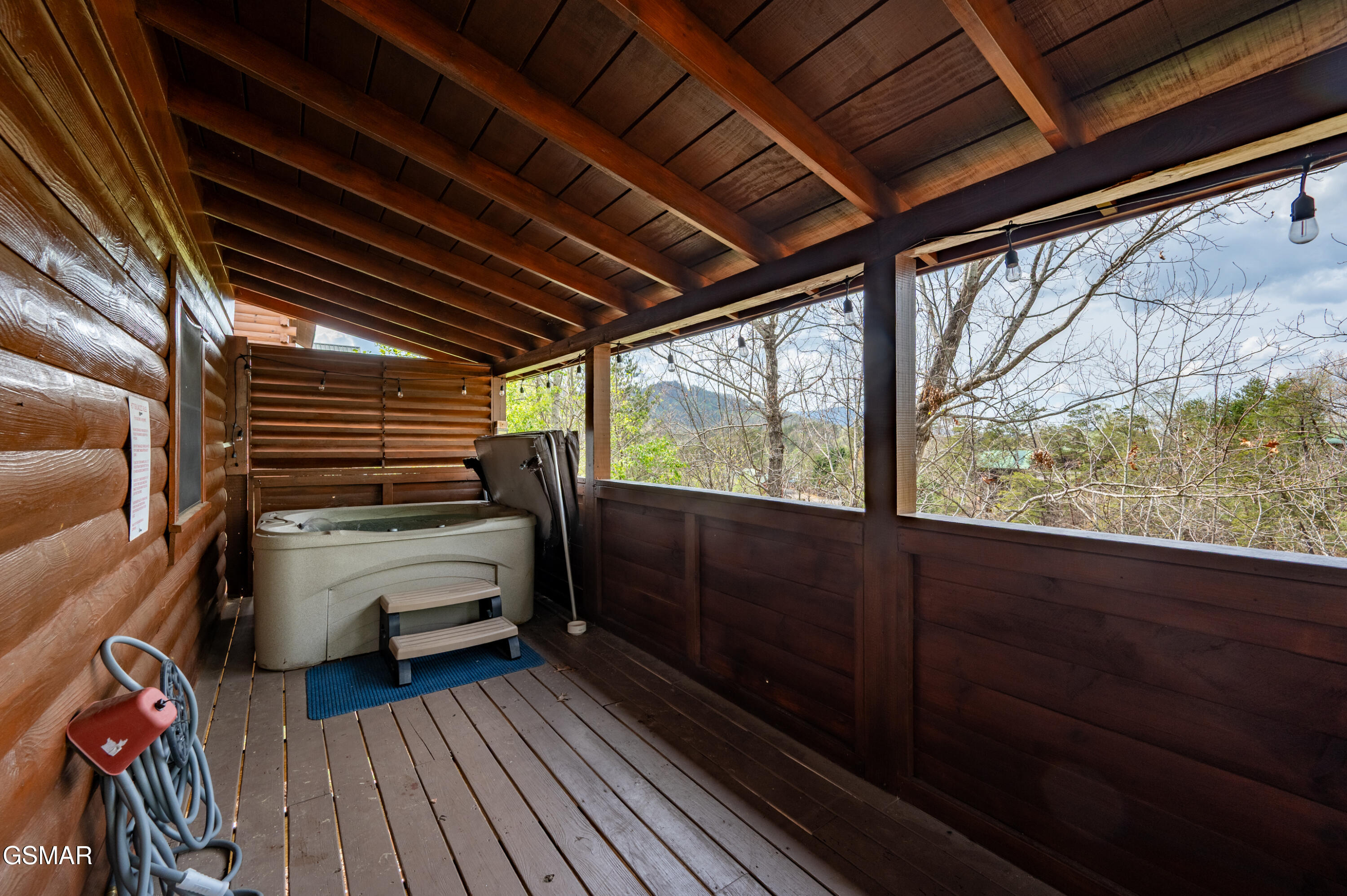 757 Chickasaw Gap Way Pigeon Forge TN 37863