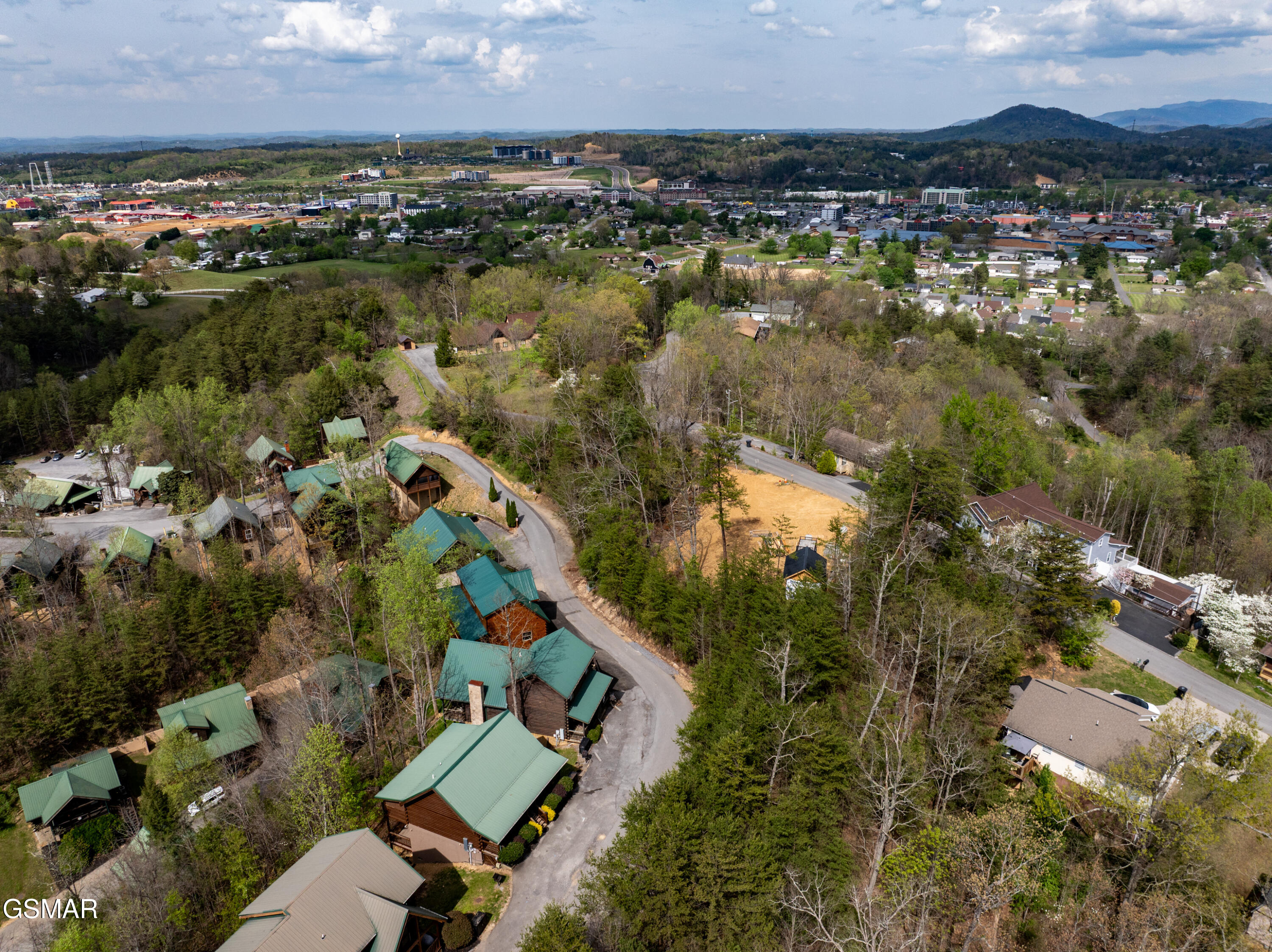 757 Chickasaw Gap Way Pigeon Forge TN 37863