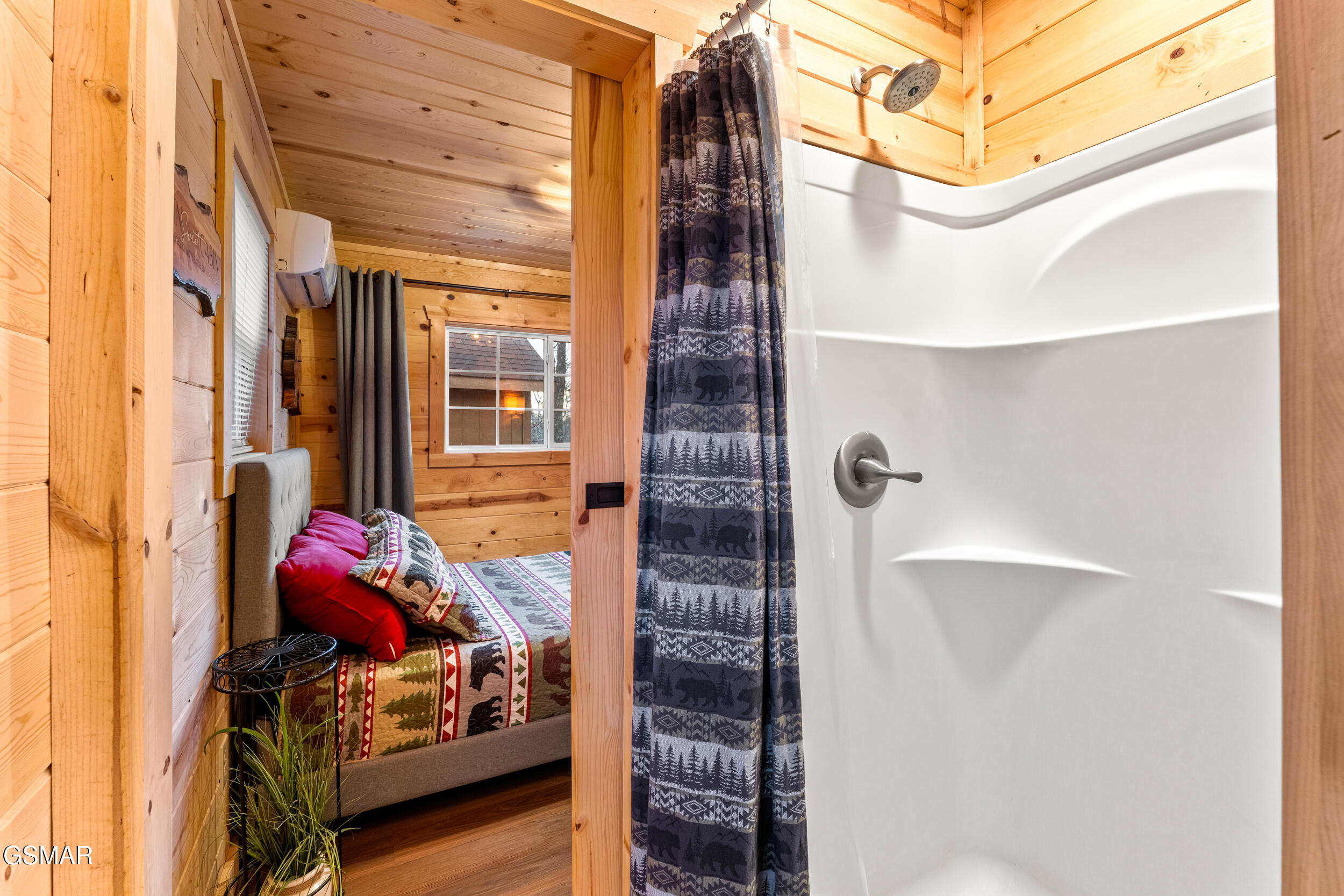 1634 S Mountain View Road Sevierville TN 37876