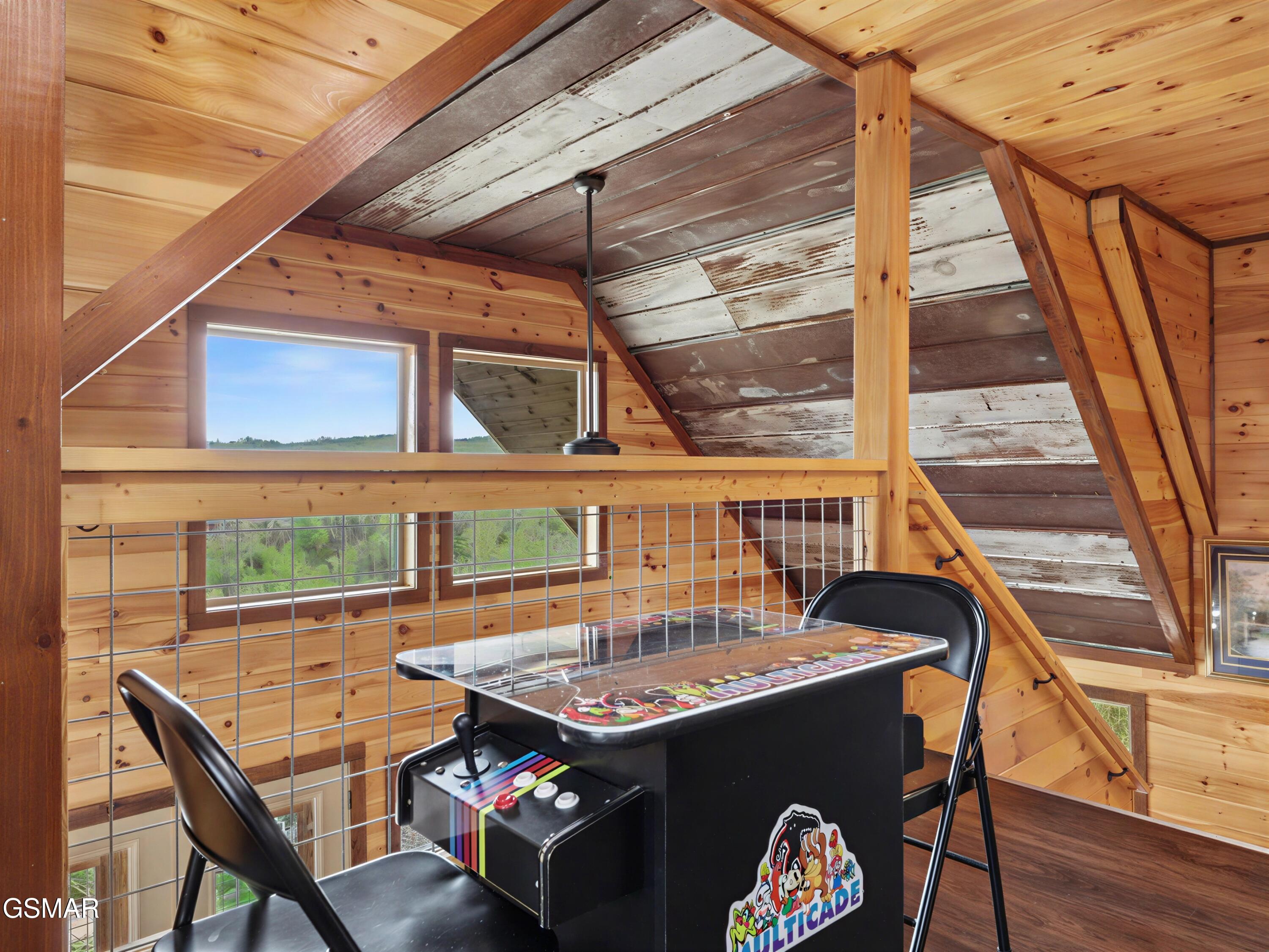 223 Chimney Tops Way Gatlinburg TN 37738