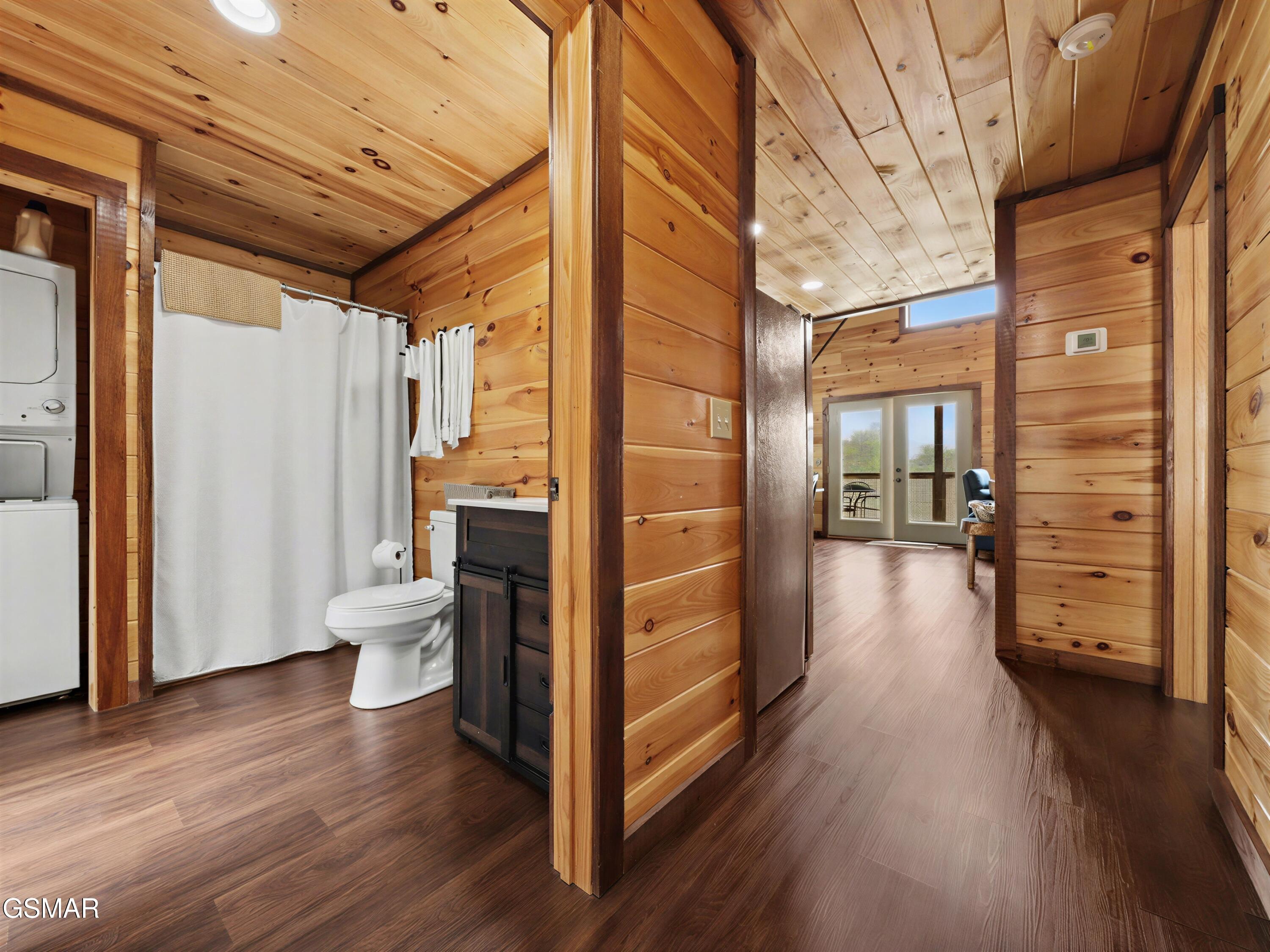 223 Chimney Tops Way Gatlinburg TN 37738