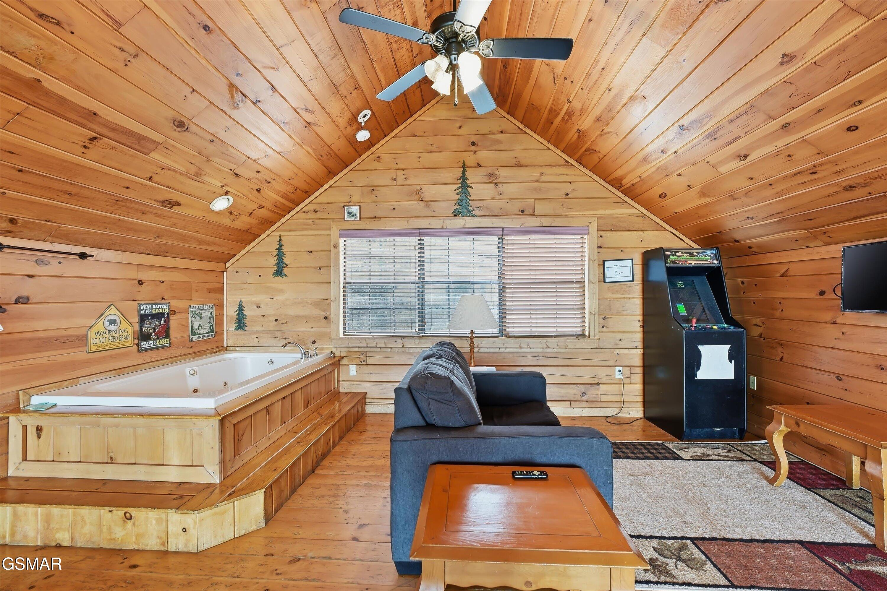 2856 Eagle Crest Way Sevierville TN 37876