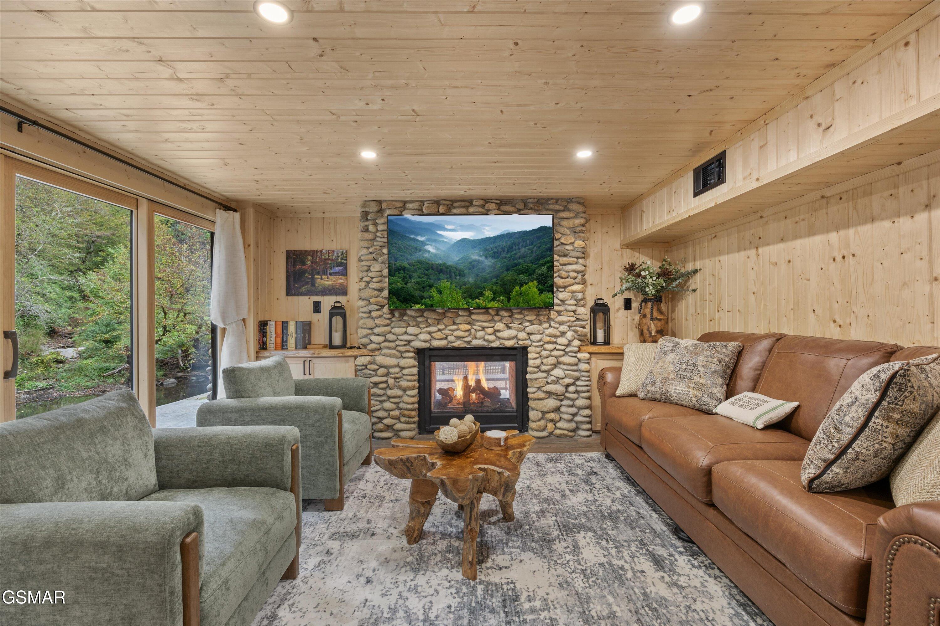 2951 Webb Creek Road Sevierville TN 37876