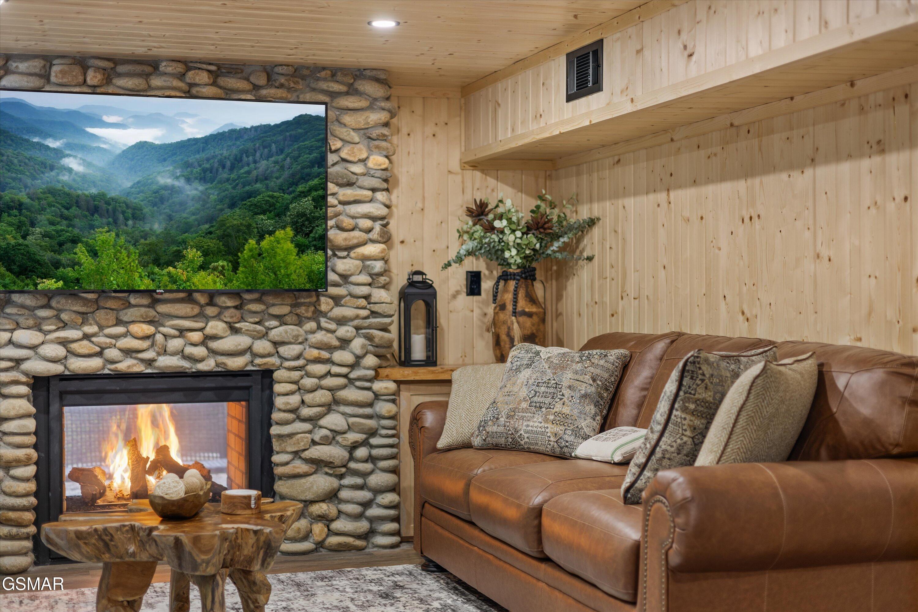 2951 Webb Creek Road Sevierville TN 37876