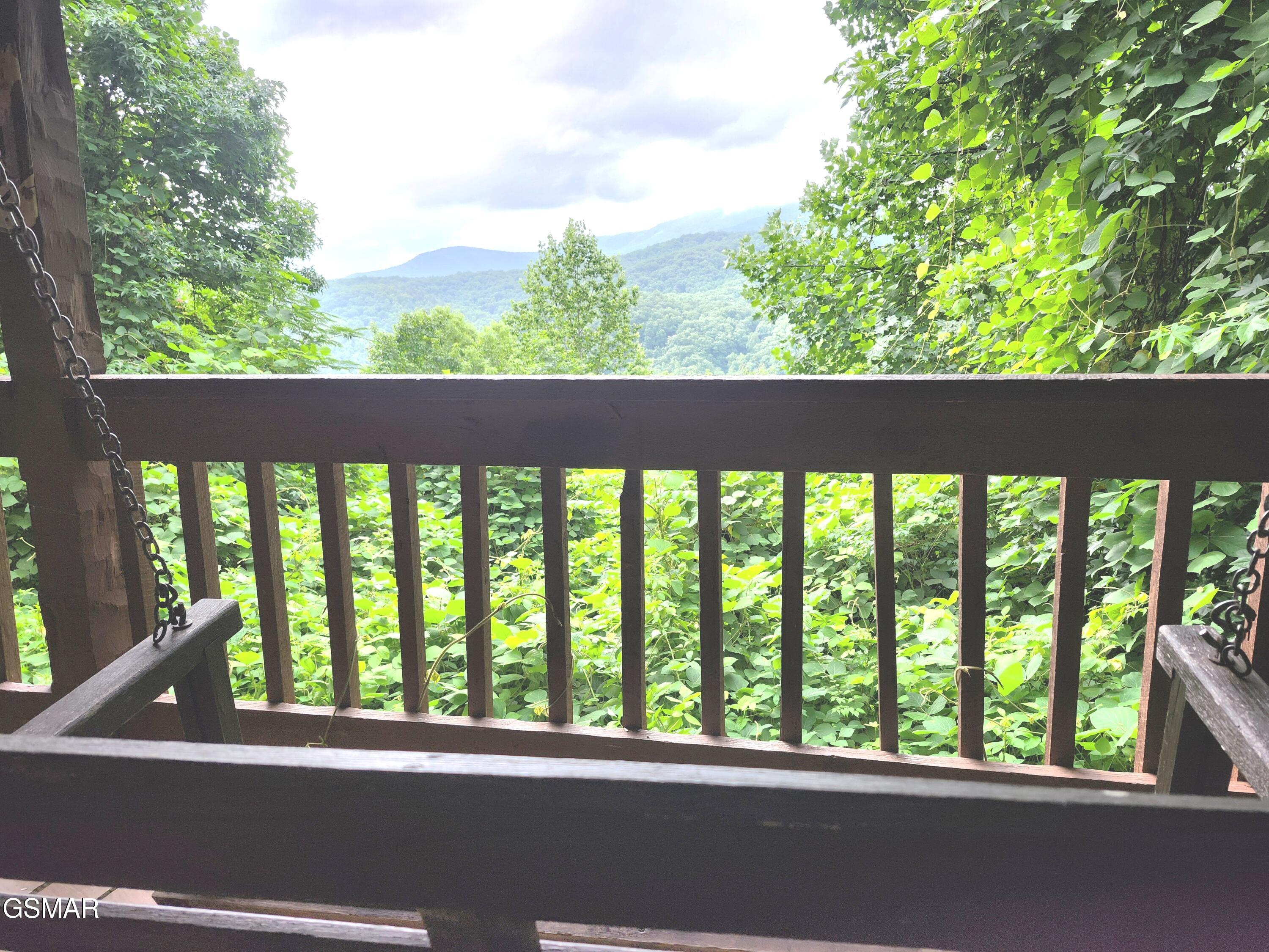 559 Crest Road Gatlinburg TN 37738