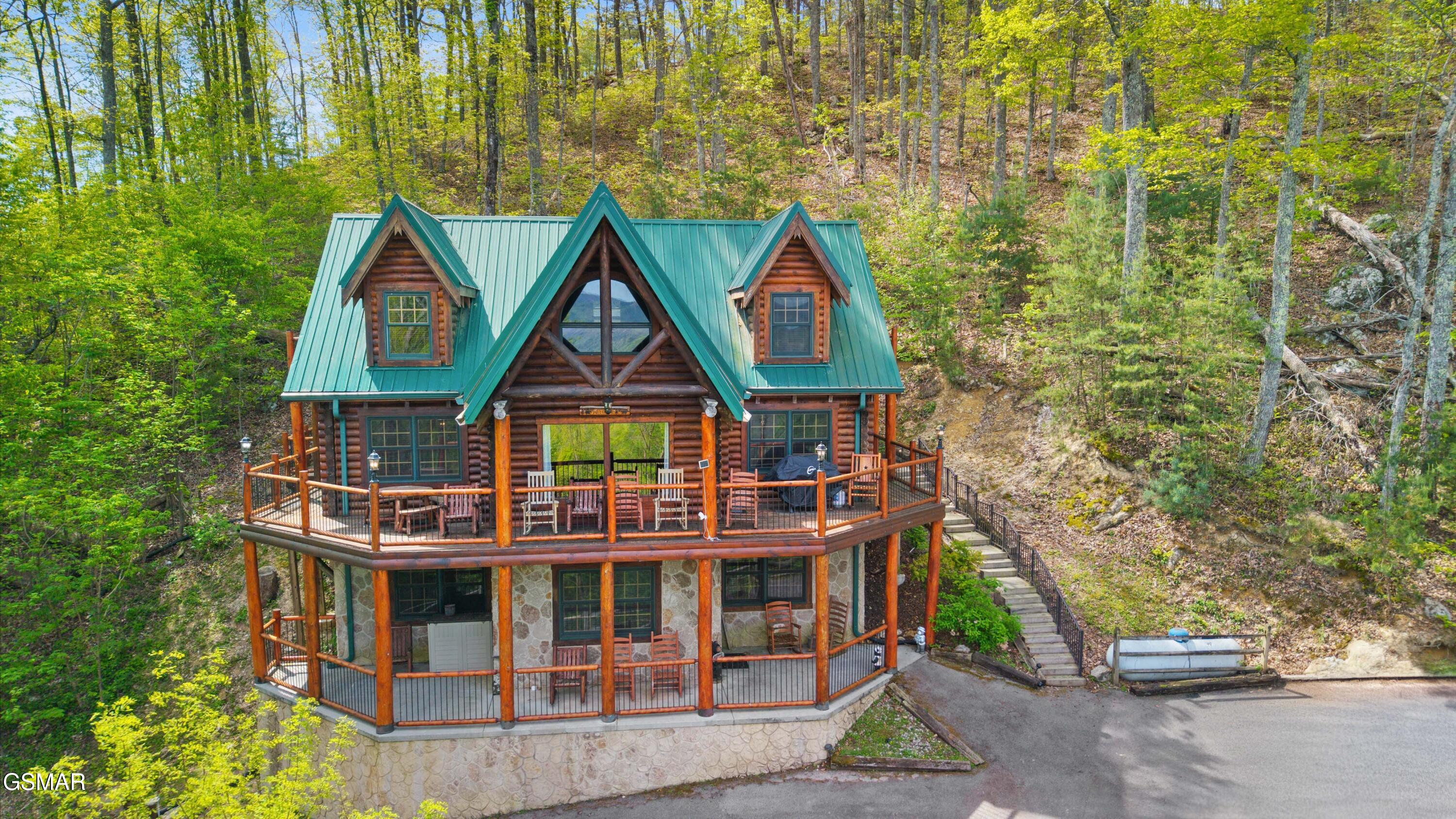4211 Whetstone Road Sevierville TN 37862