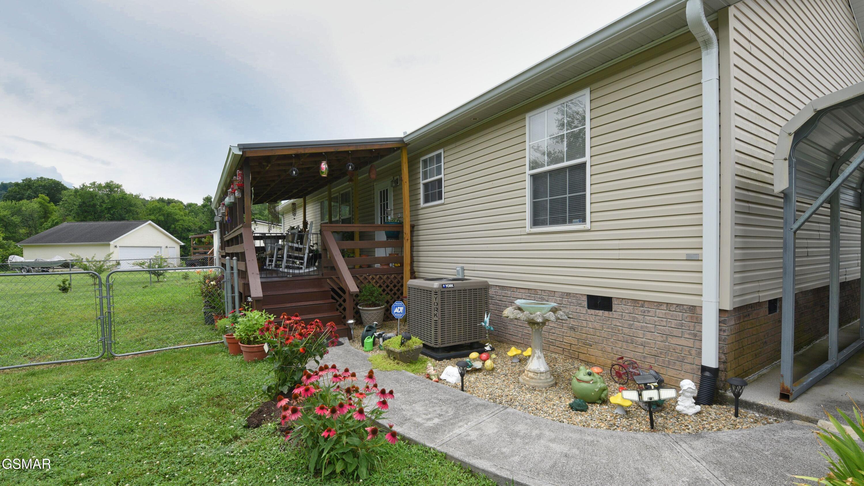 2331 Binginham Island Sevierville TN 37876