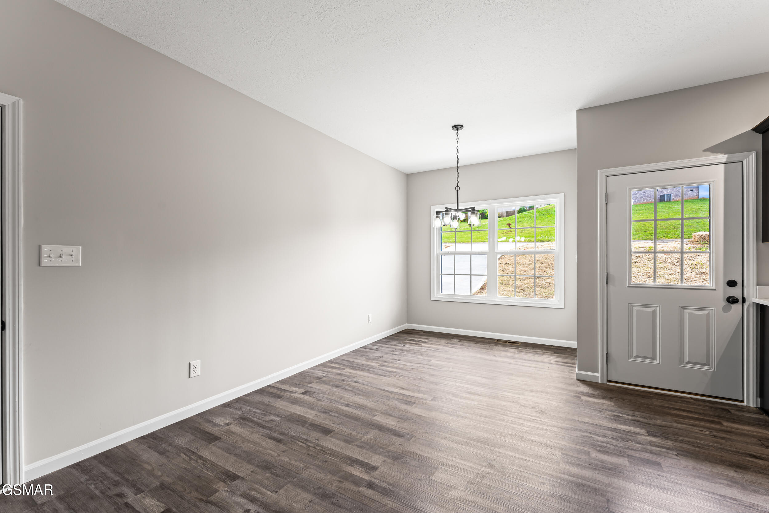 2102 Kings View Loop Seymour TN 37865