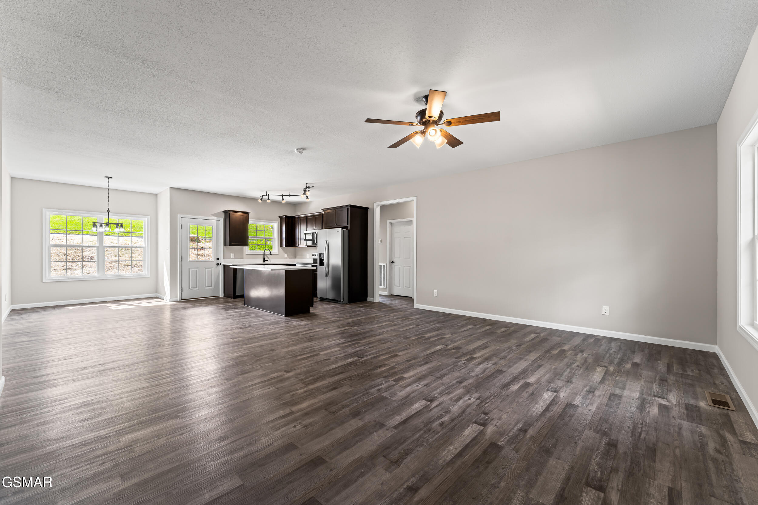 2102 Kings View Loop Seymour TN 37865