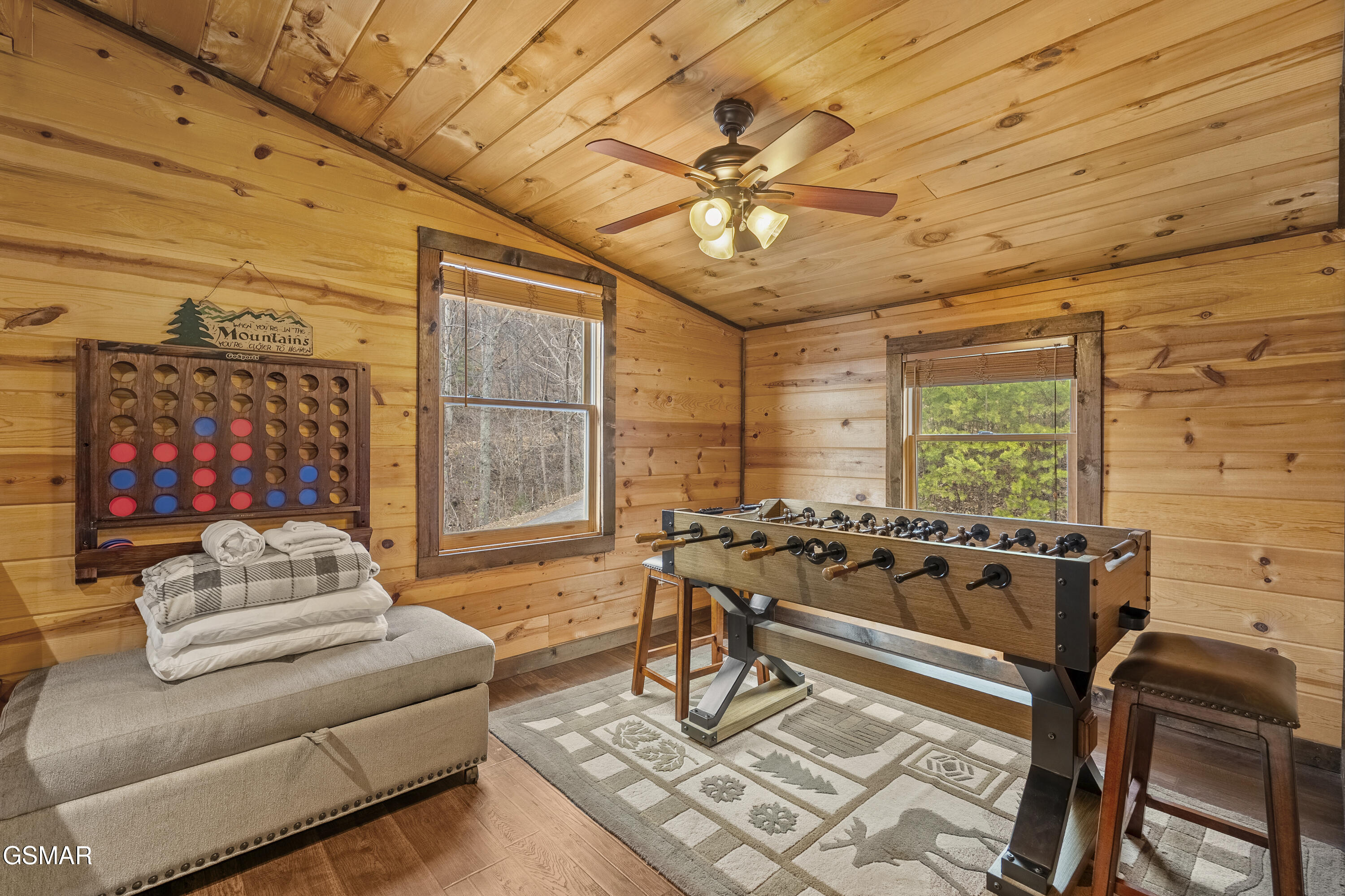 1625 Bear Claw Way Sevierville TN 37862