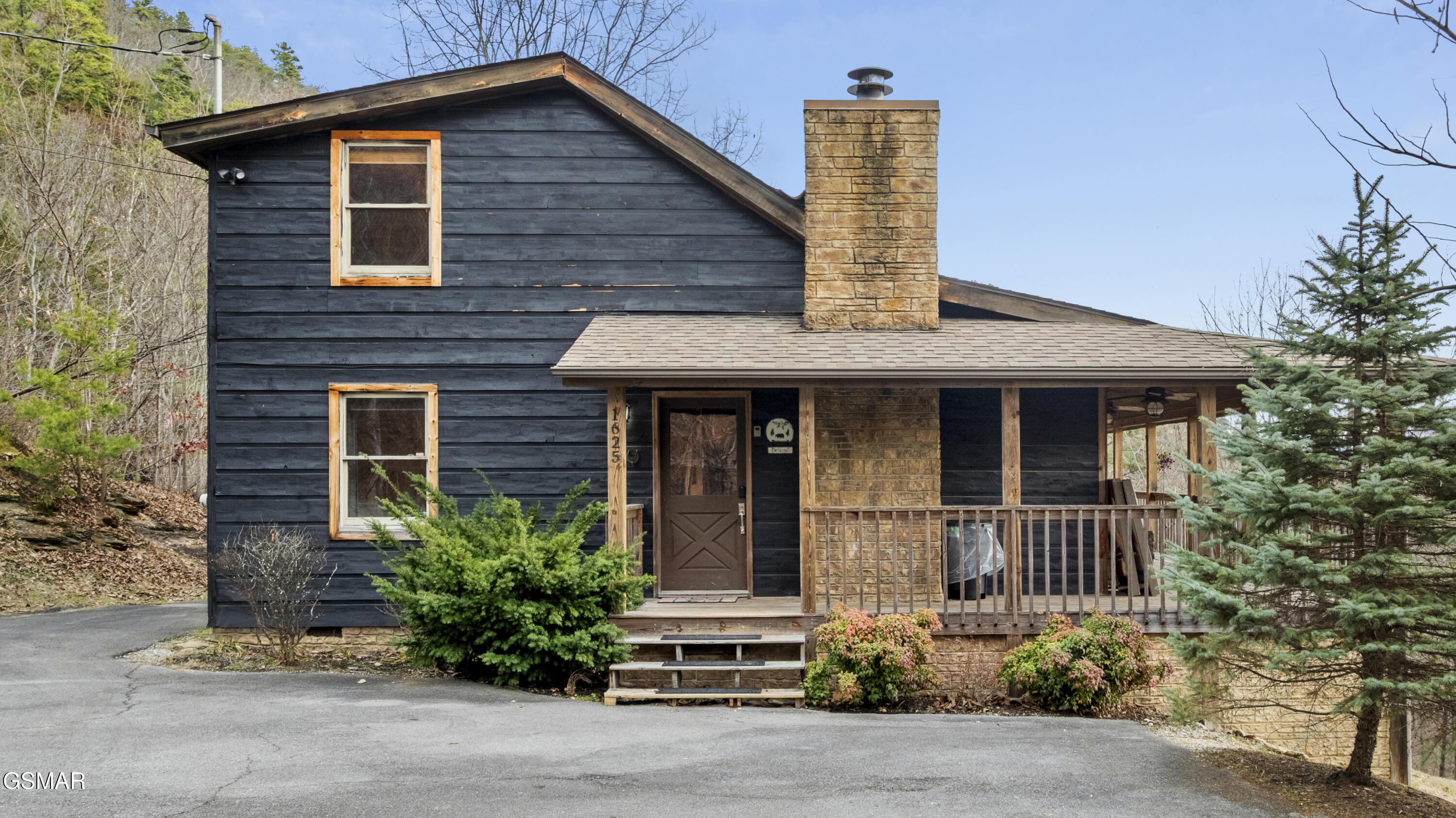 1625 Bear Claw Way Sevierville TN 37862