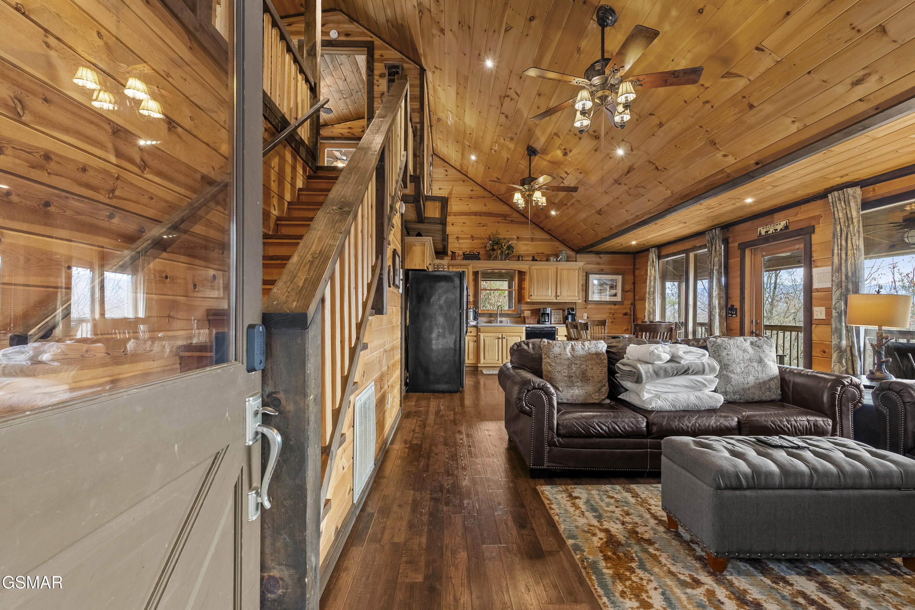 1625 Bear Claw Way Sevierville TN 37862