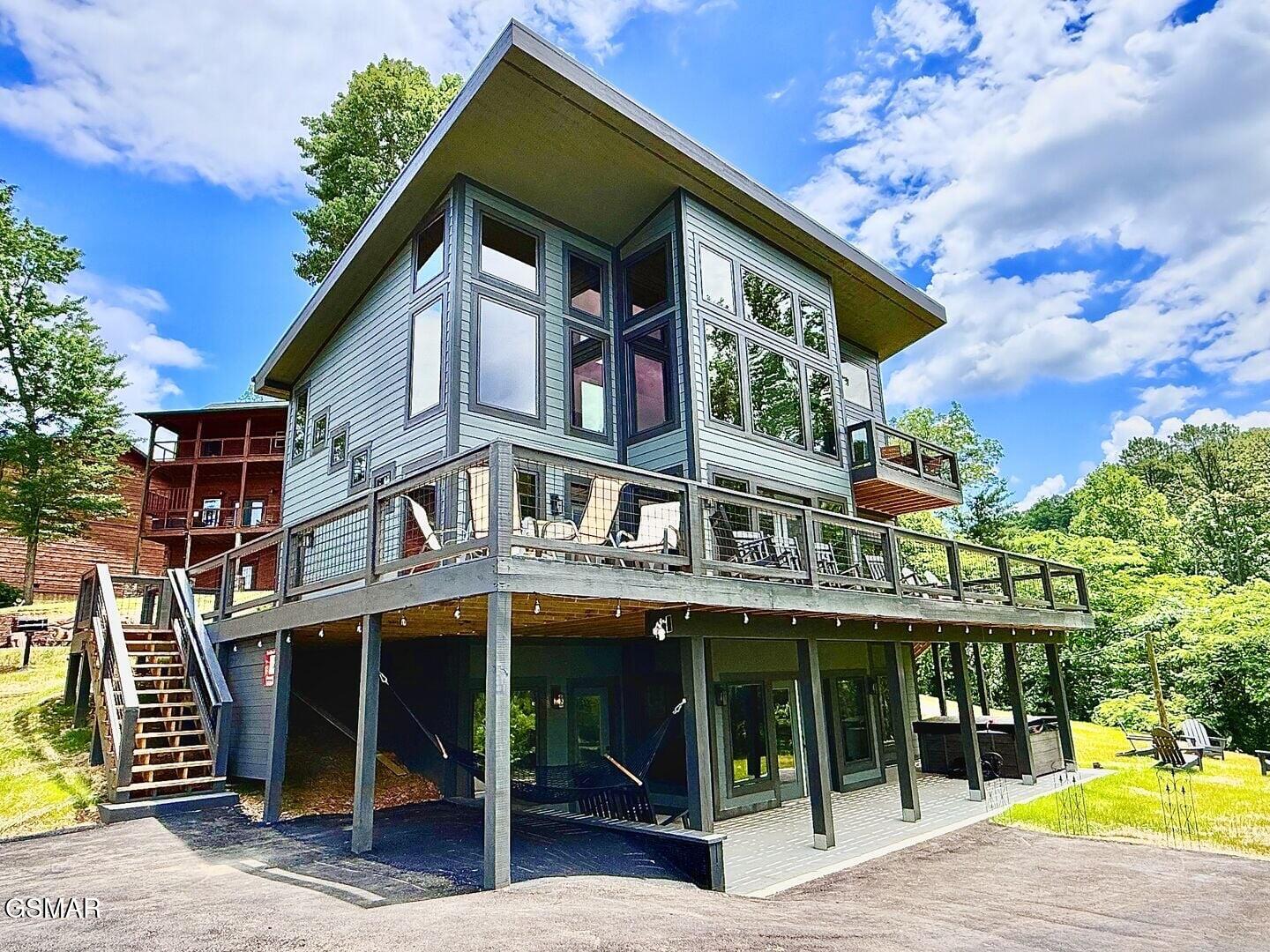 332 Sterling Drive Gatlinburg TN 37738