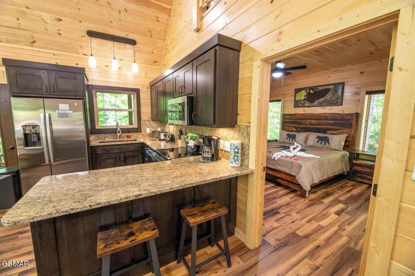 515 Deer Path Lane Gatlinburg TN 37738