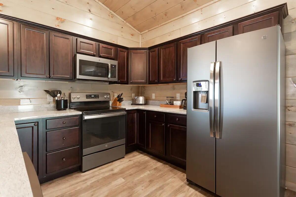 862 Osprey Way Pigeon Forge TN 37863