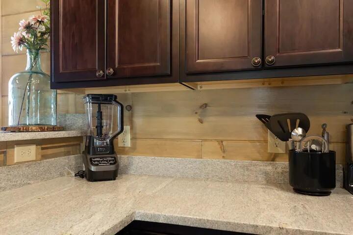 862 Osprey Way Pigeon Forge TN 37863