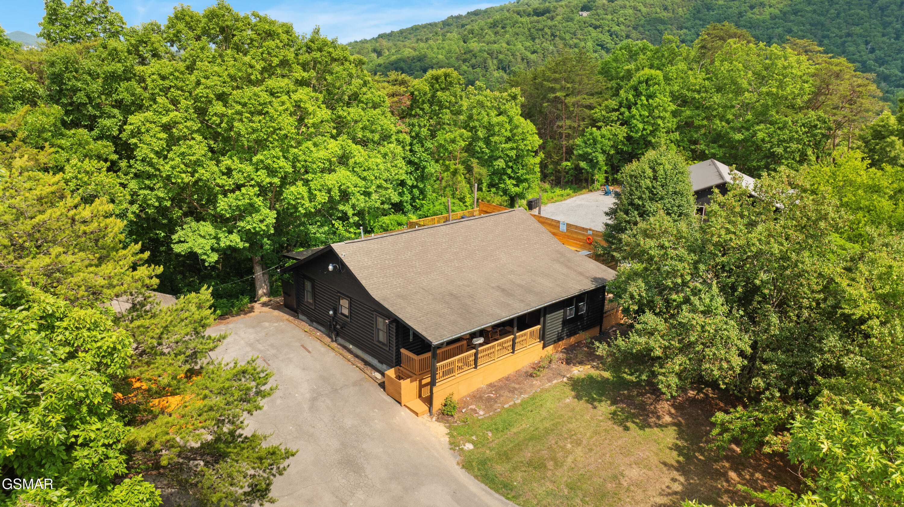 3009 Crestview Court Sevierville TN 37862