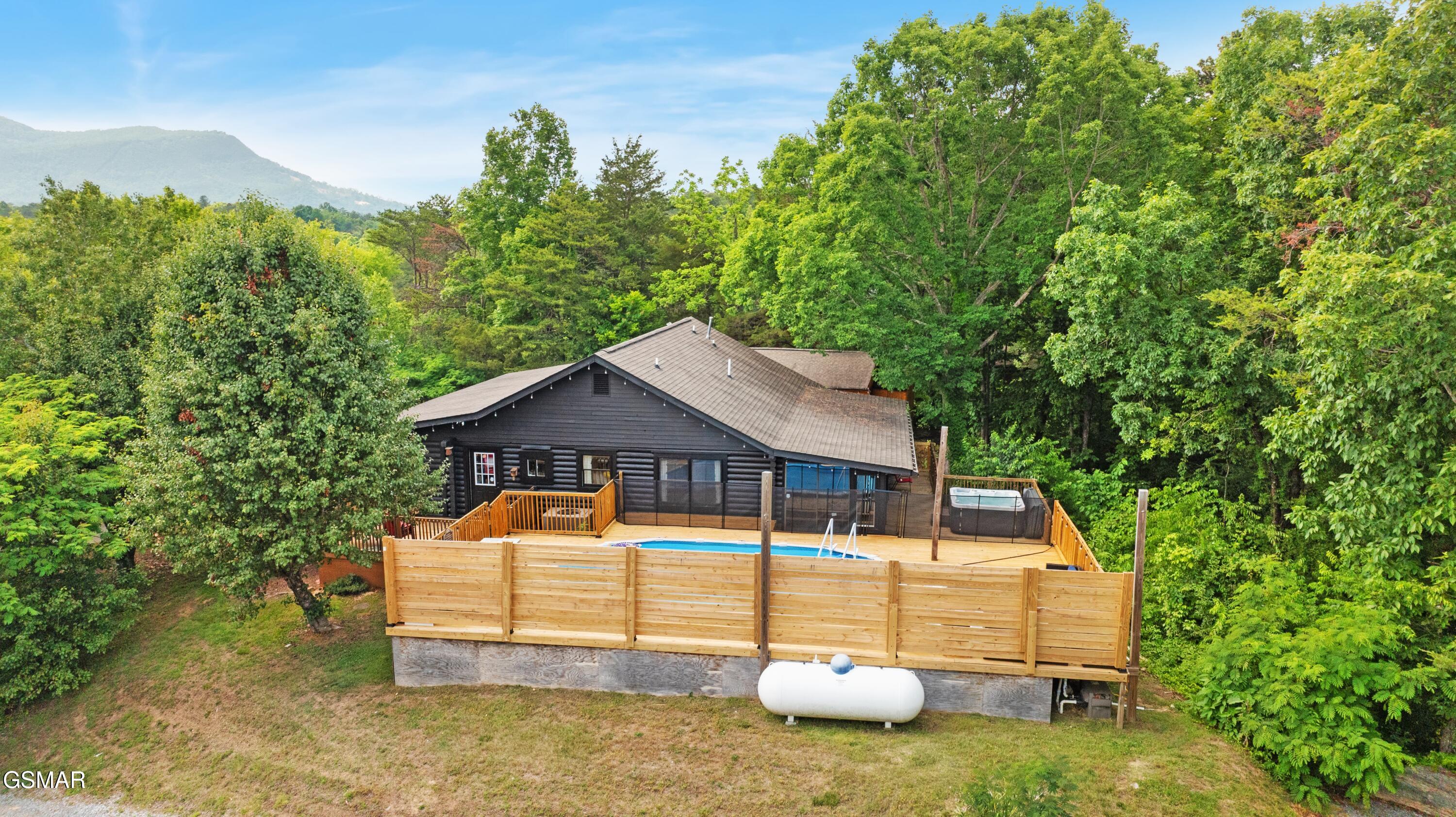 3009 Crestview Court Sevierville TN 37862