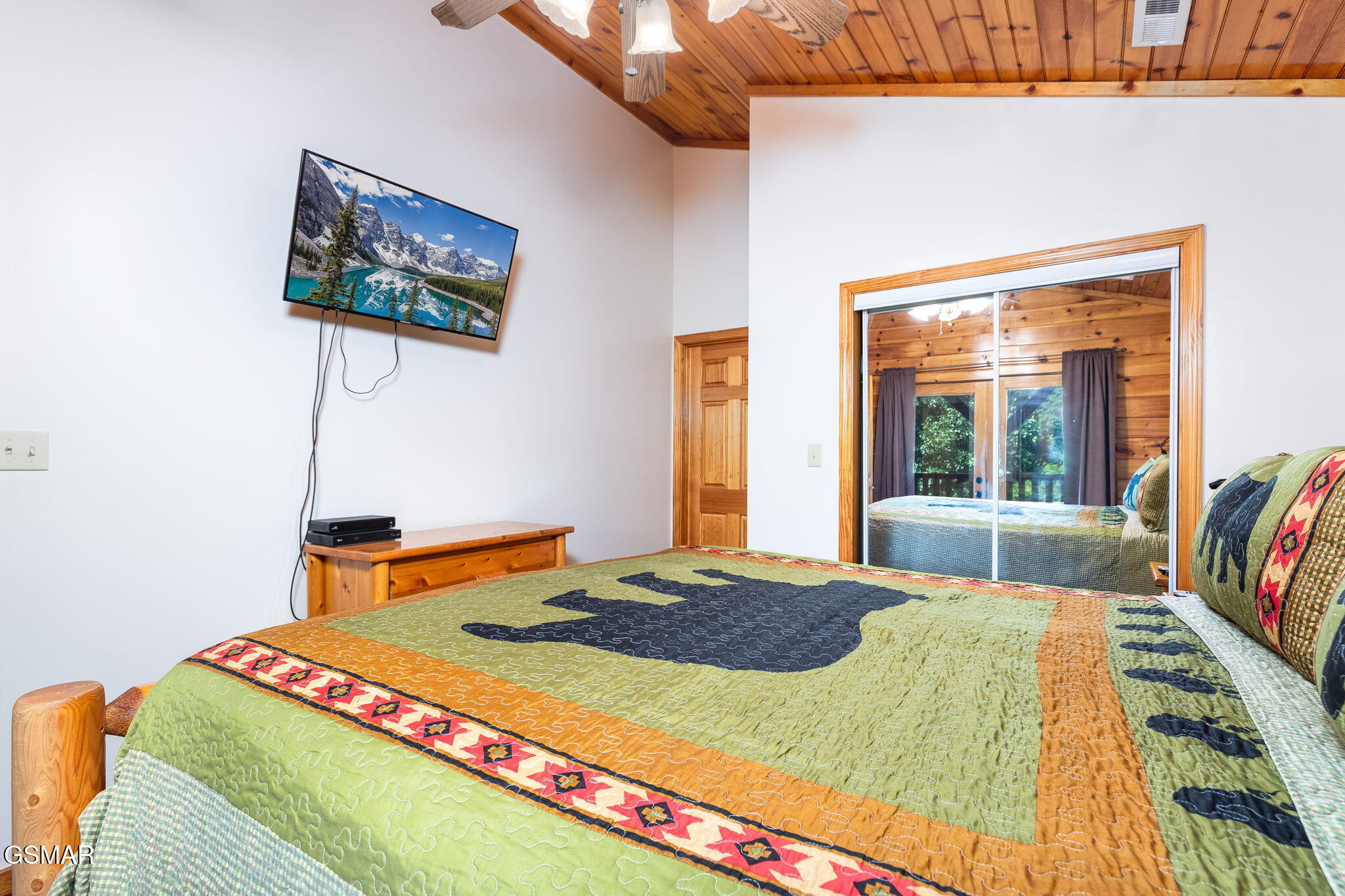 2039 Oakmont Drive Sevierville TN 37876