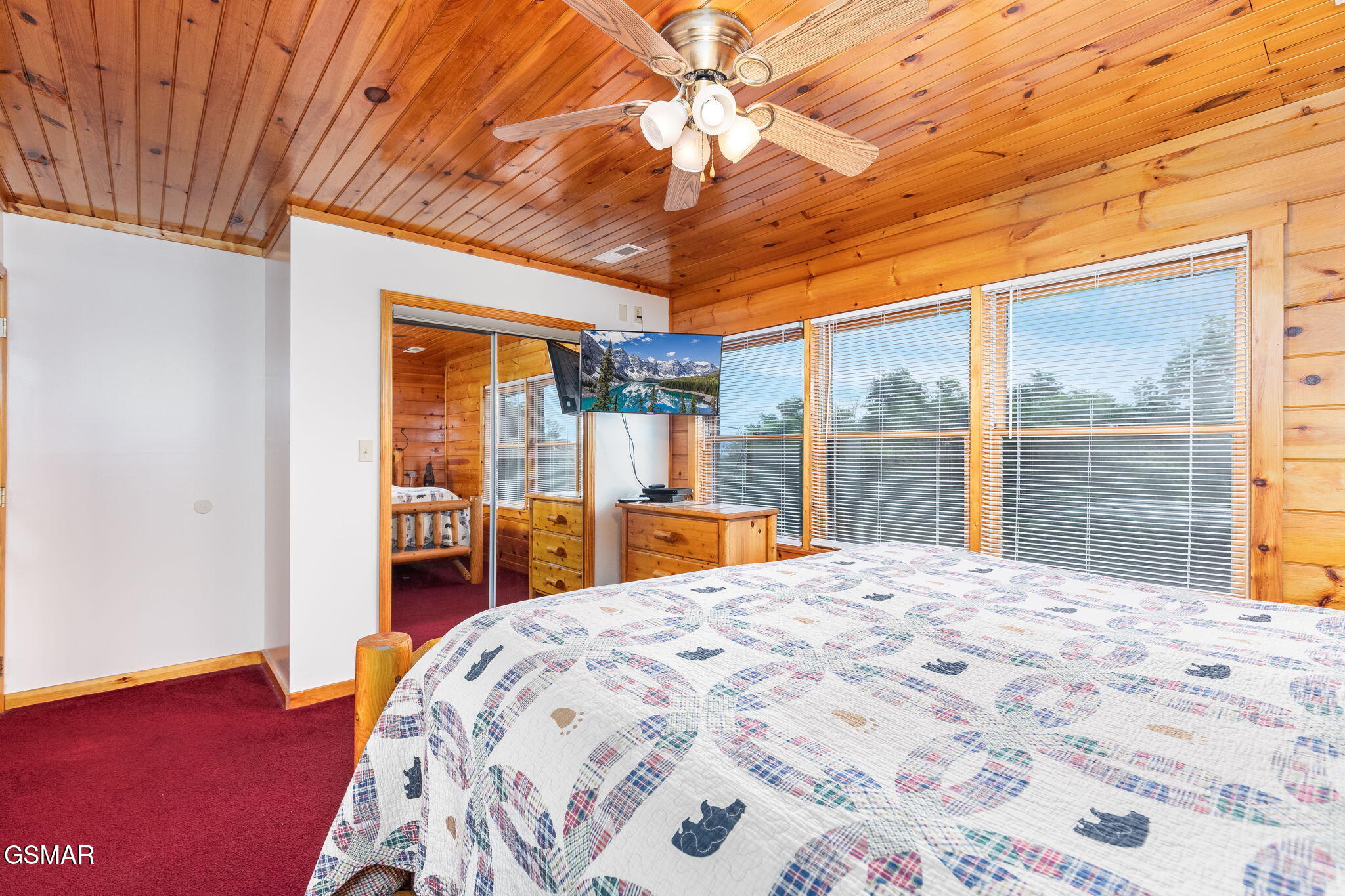 2039 Oakmont Drive Sevierville TN 37876