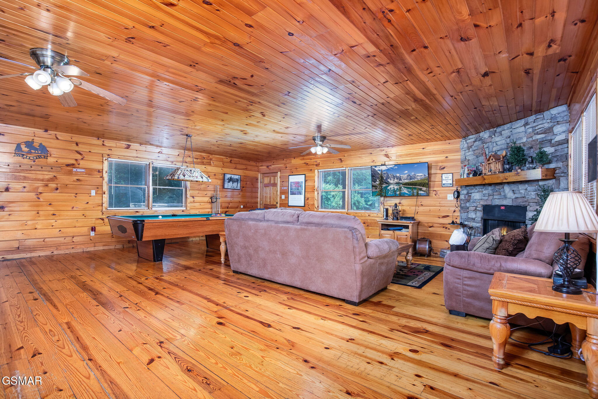 2039 Oakmont Drive Sevierville TN 37876