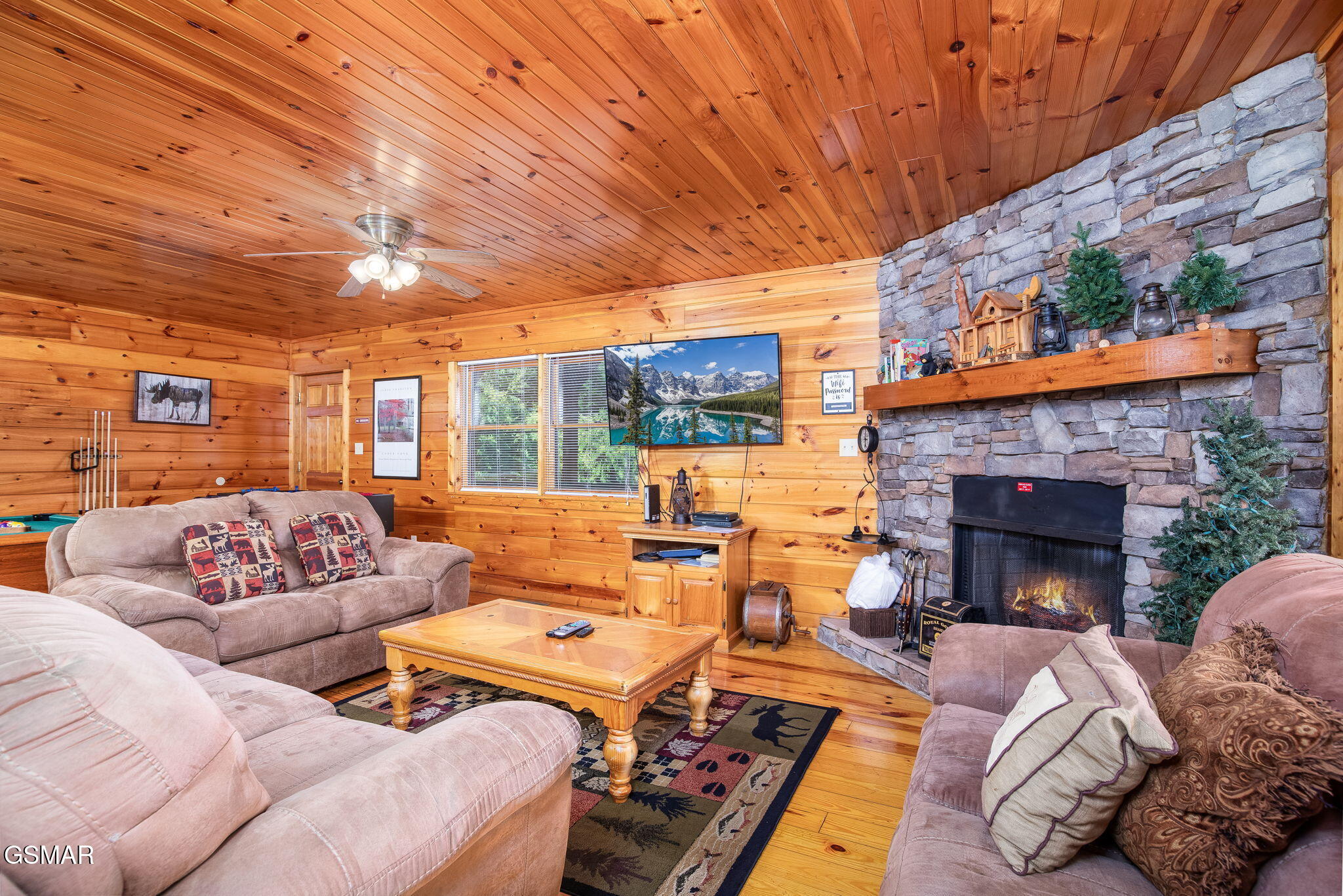 2039 Oakmont Drive Sevierville TN 37876