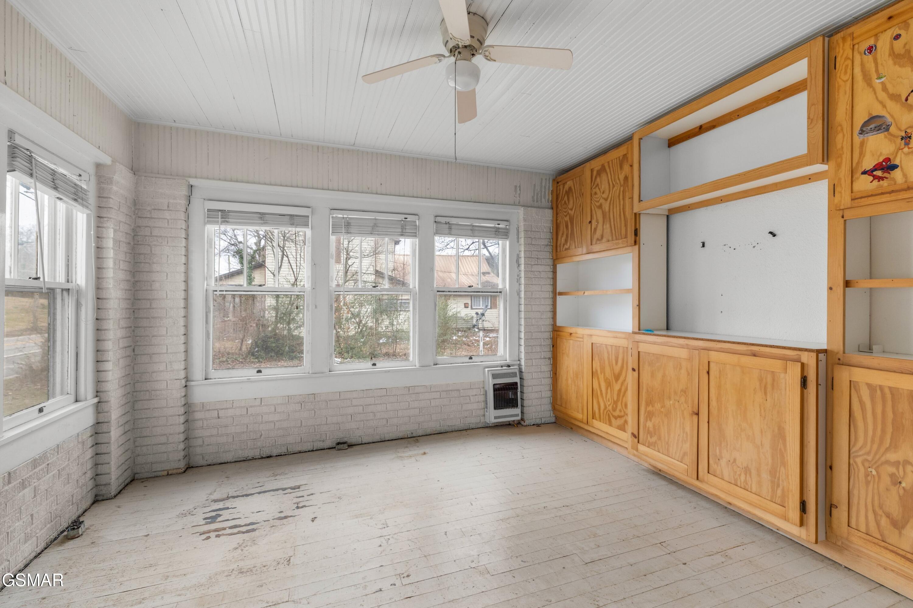 222 E Meeting Street Dandridge TN 37725