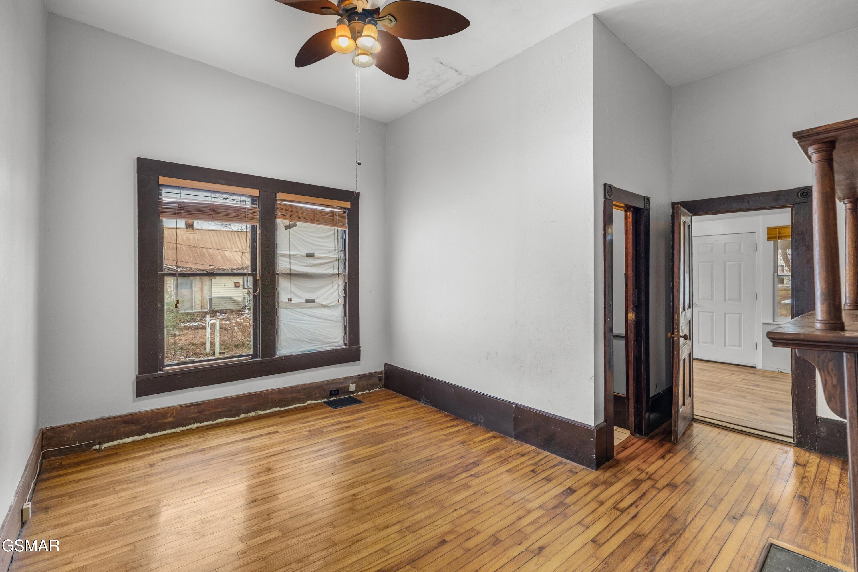 222 E Meeting Street Dandridge TN 37725