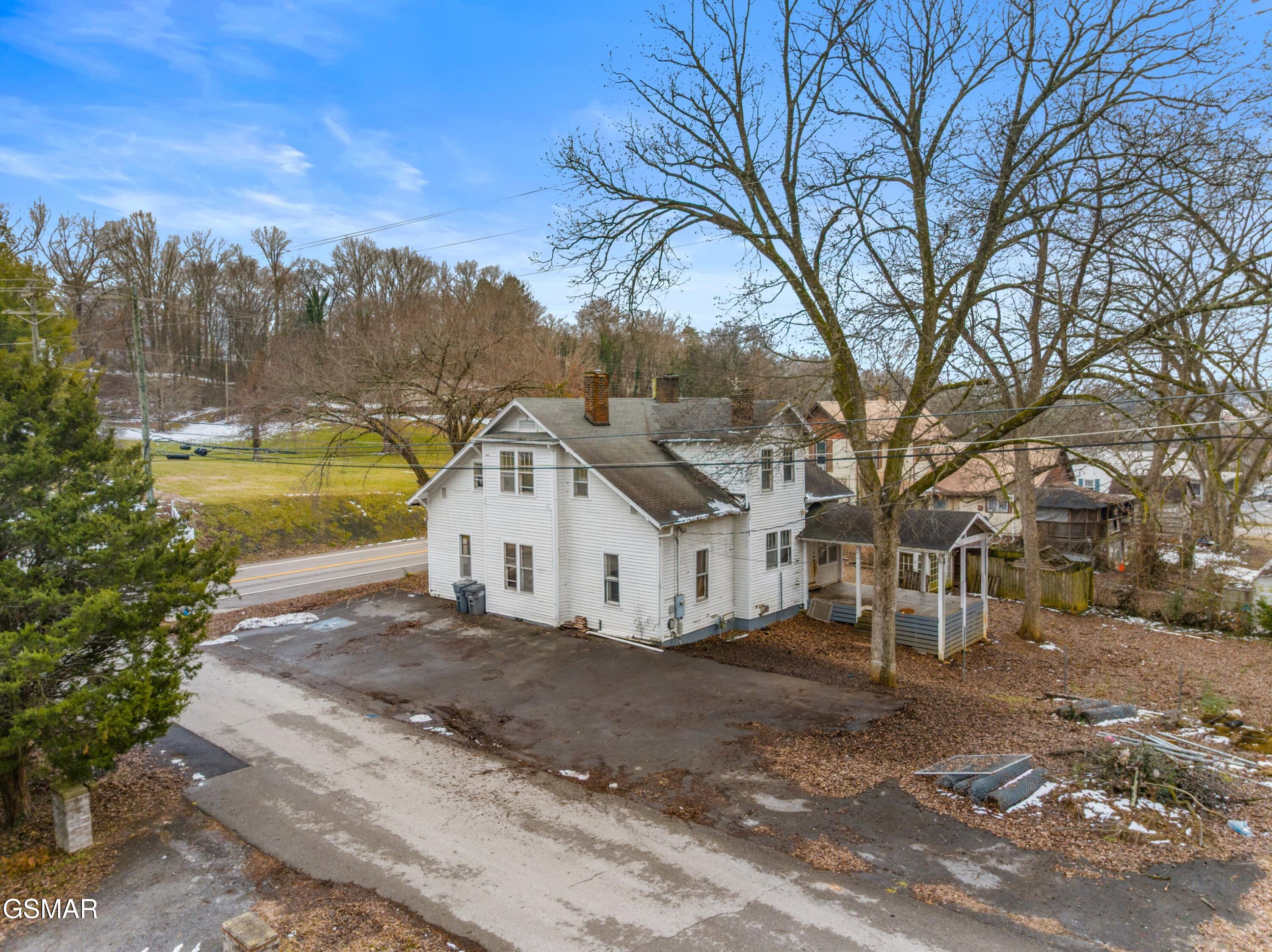 222 E Meeting Street Dandridge TN 37725