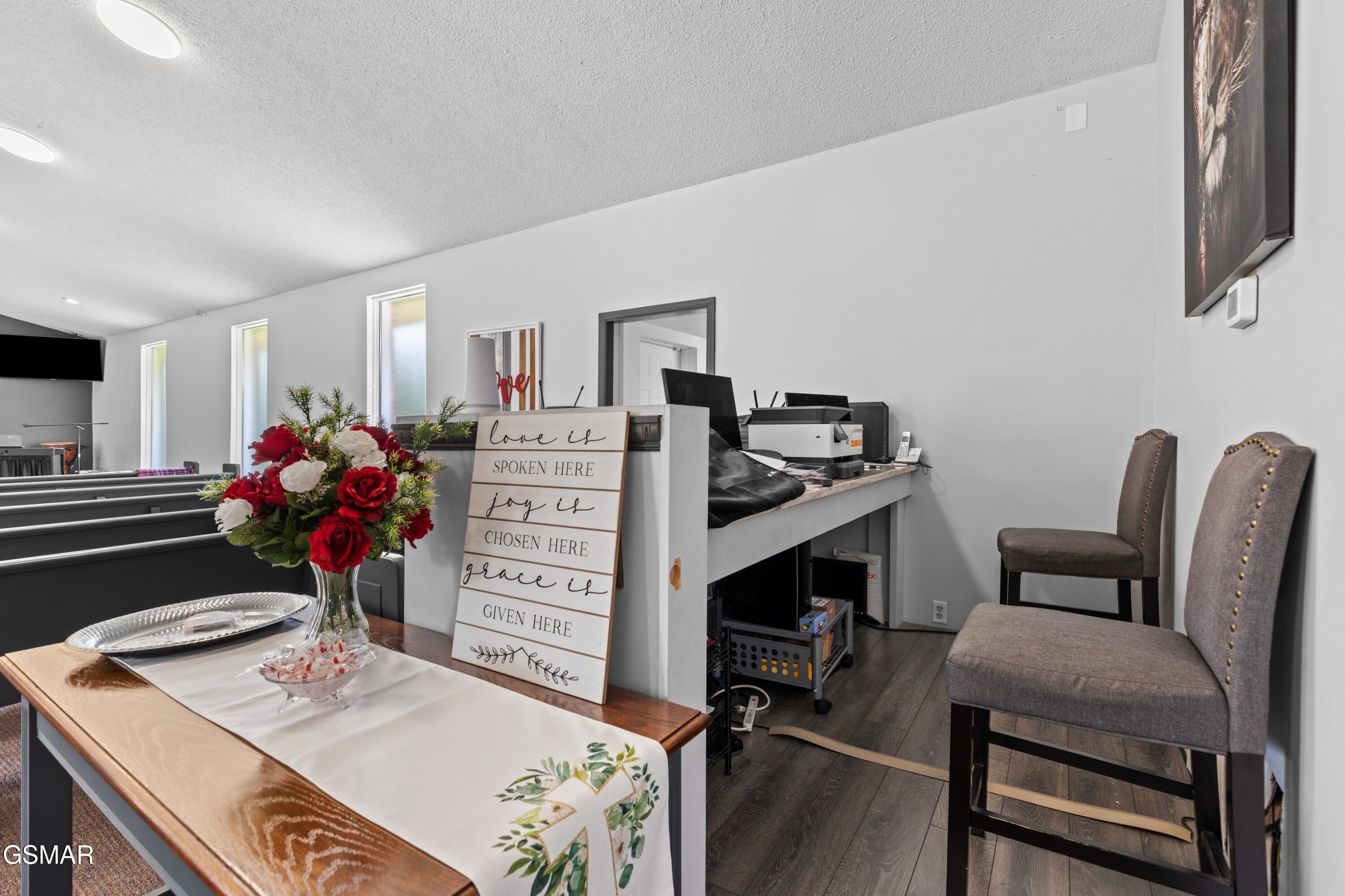 1015 N Union Grove Road Friendsville TN 37737