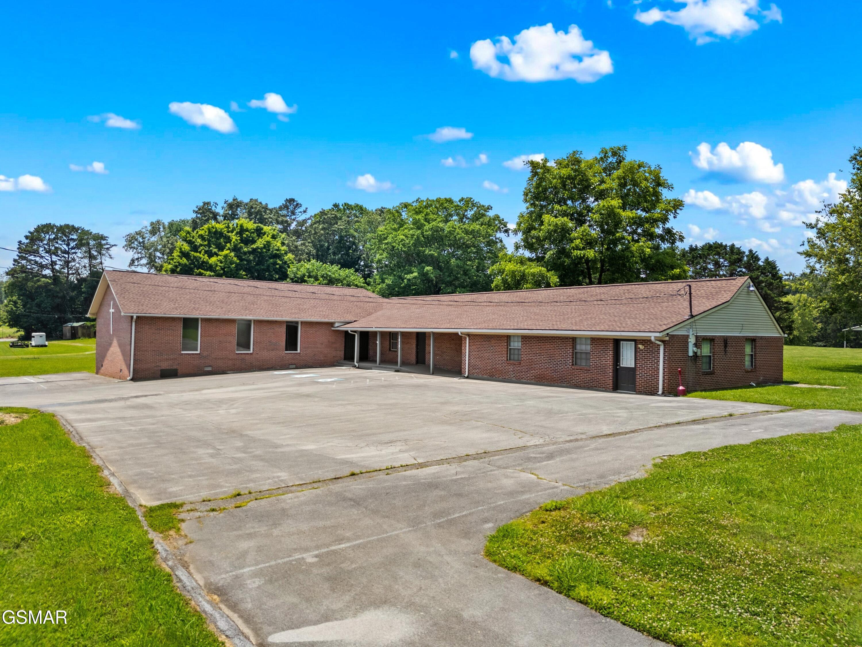 1015 N Union Grove Road Friendsville TN 37737