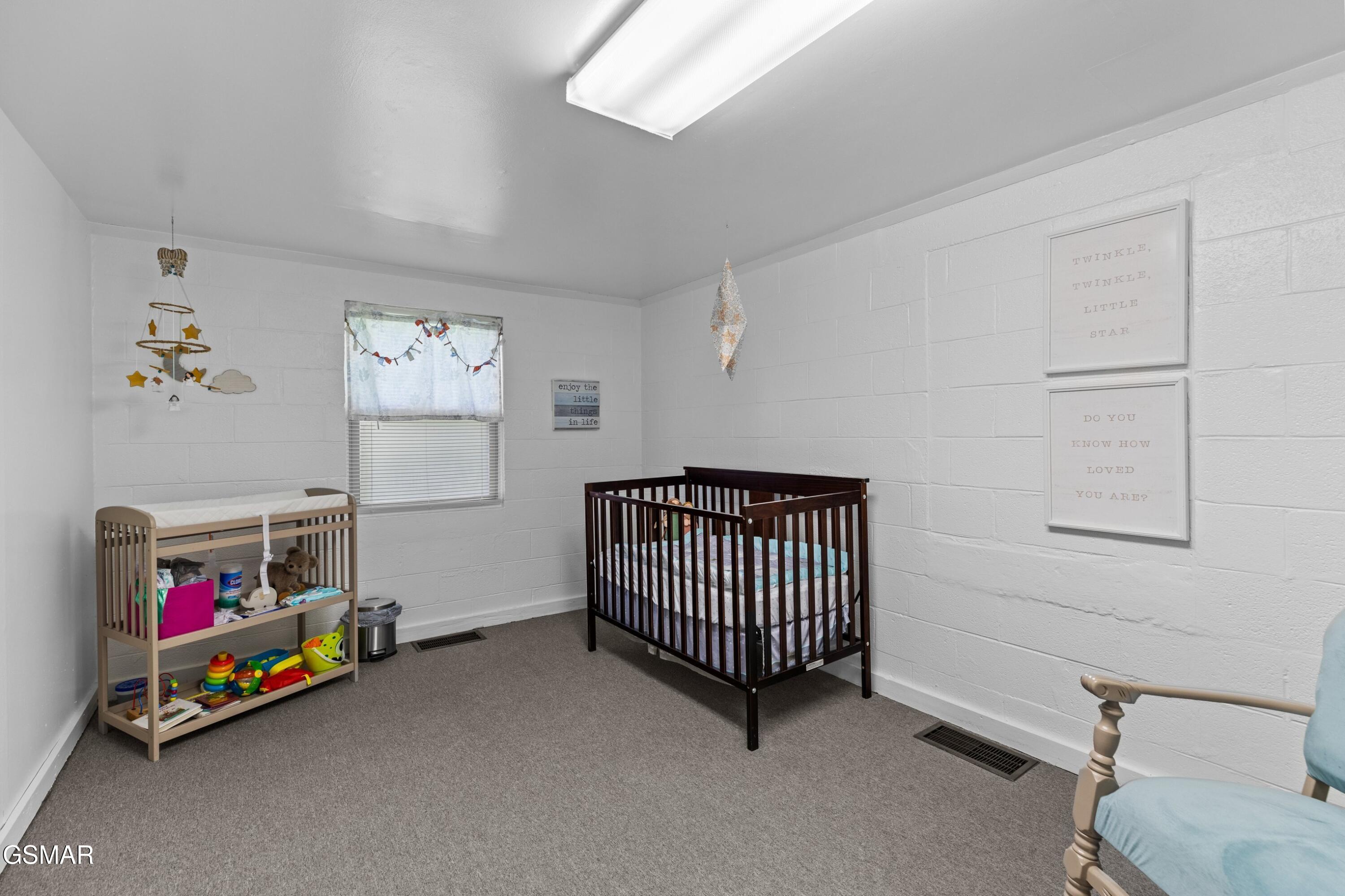 1015 N Union Grove Road Friendsville TN 37737