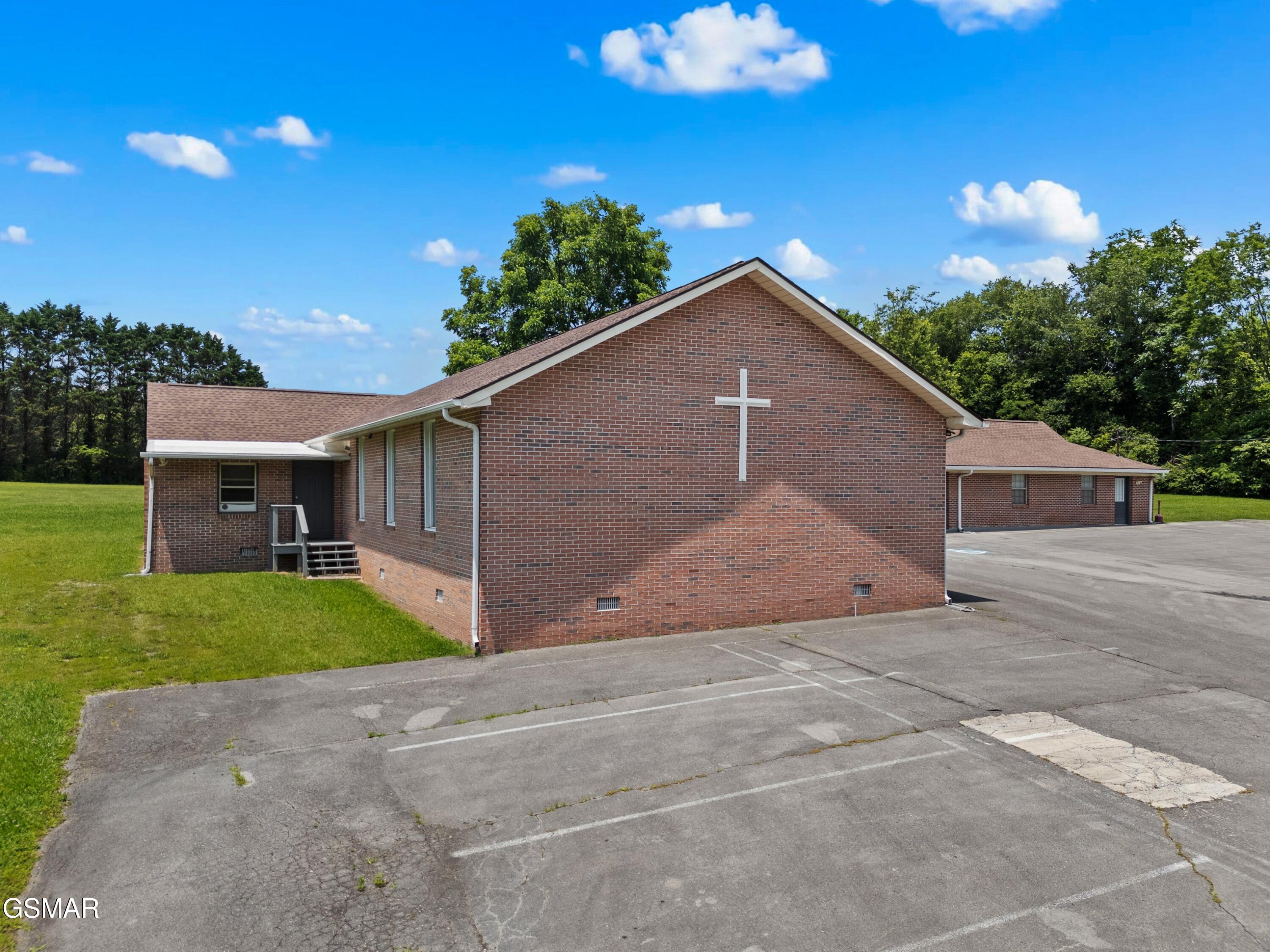 1015 N Union Grove Road Friendsville TN 37737