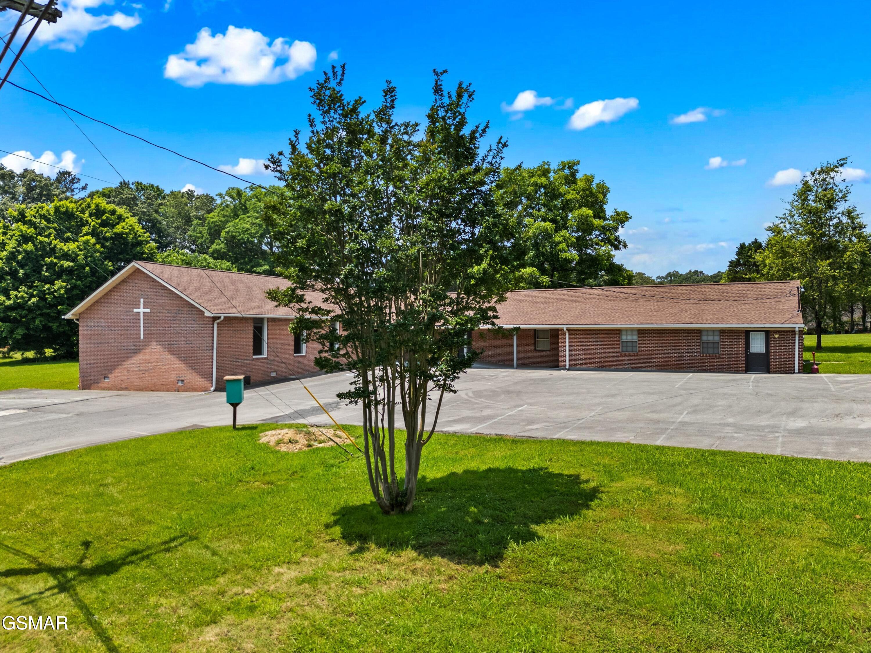 1015 N Union Grove Road Friendsville TN 37737