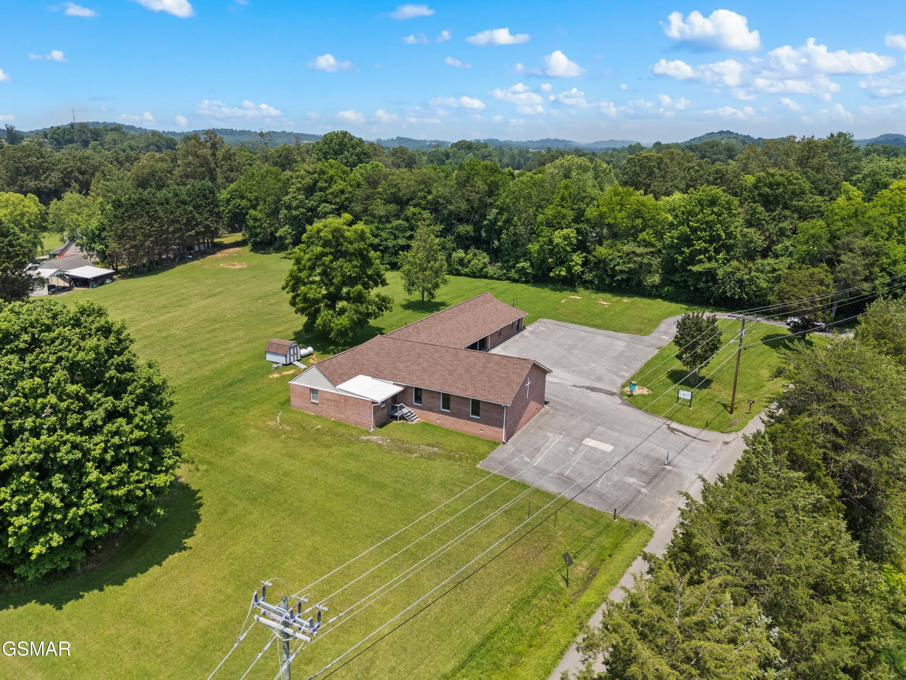 1015 N Union Grove Road Friendsville TN 37737