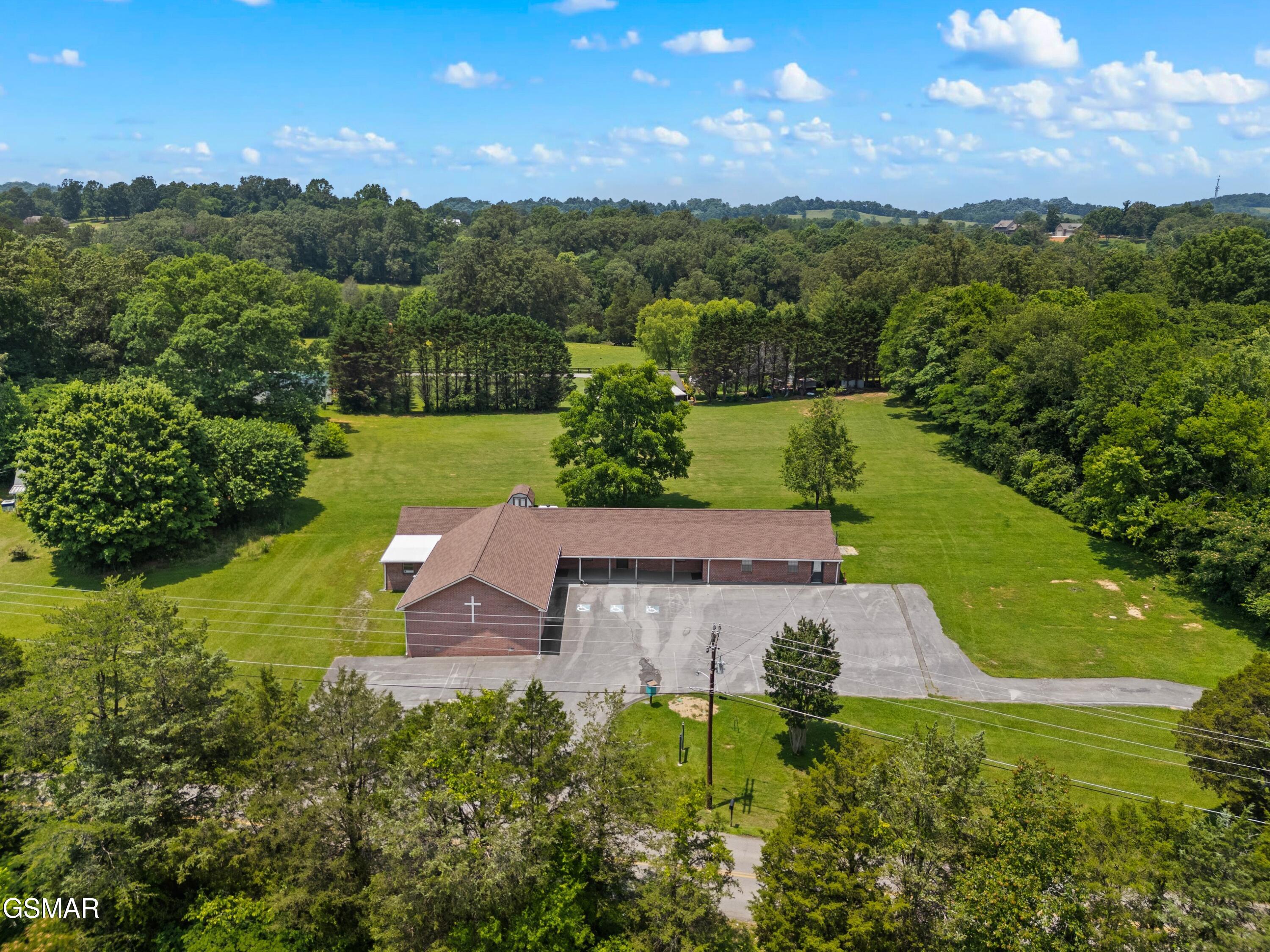 1015 N Union Grove Road Friendsville TN 37737