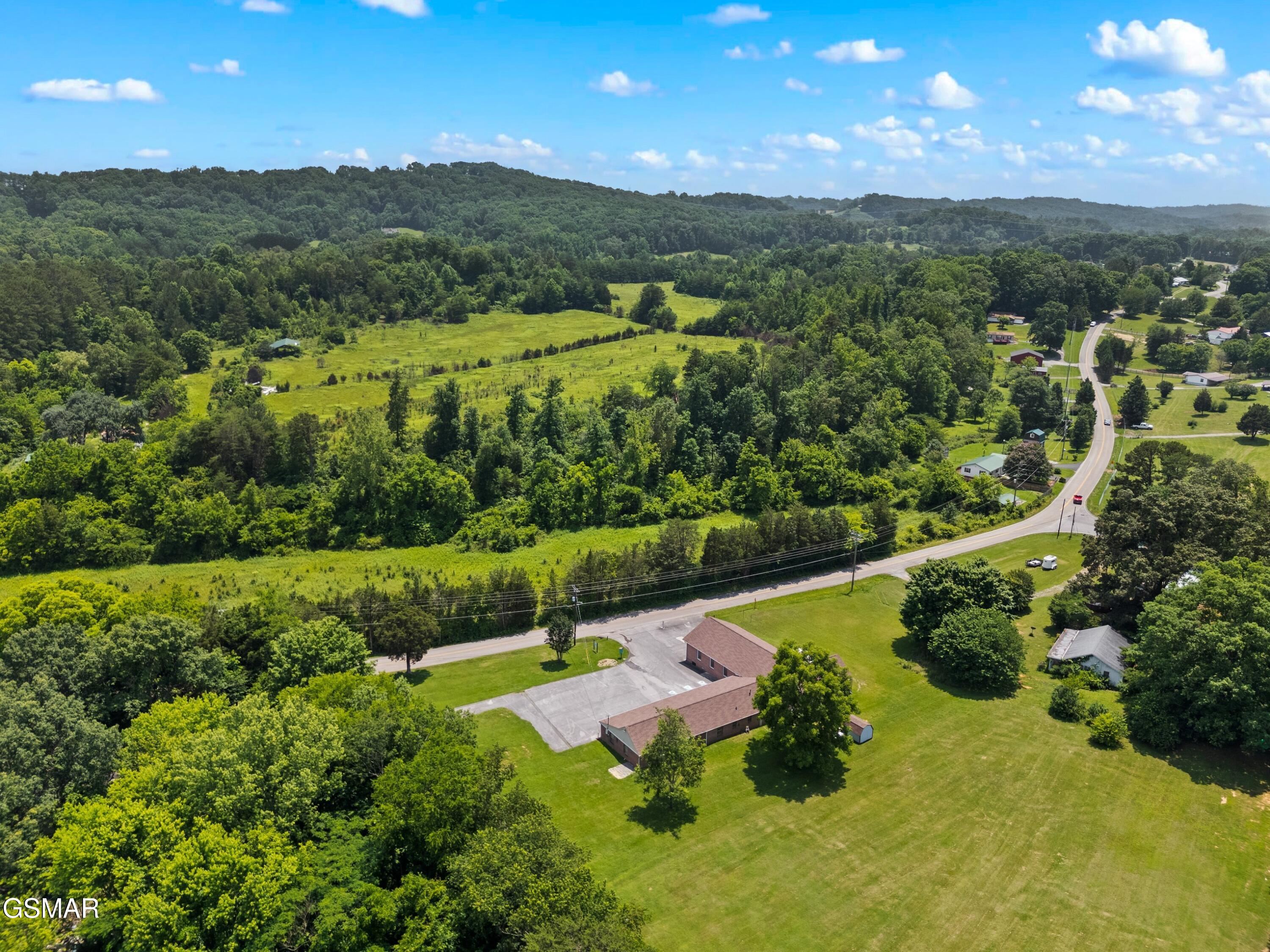 1015 N Union Grove Road Friendsville TN 37737