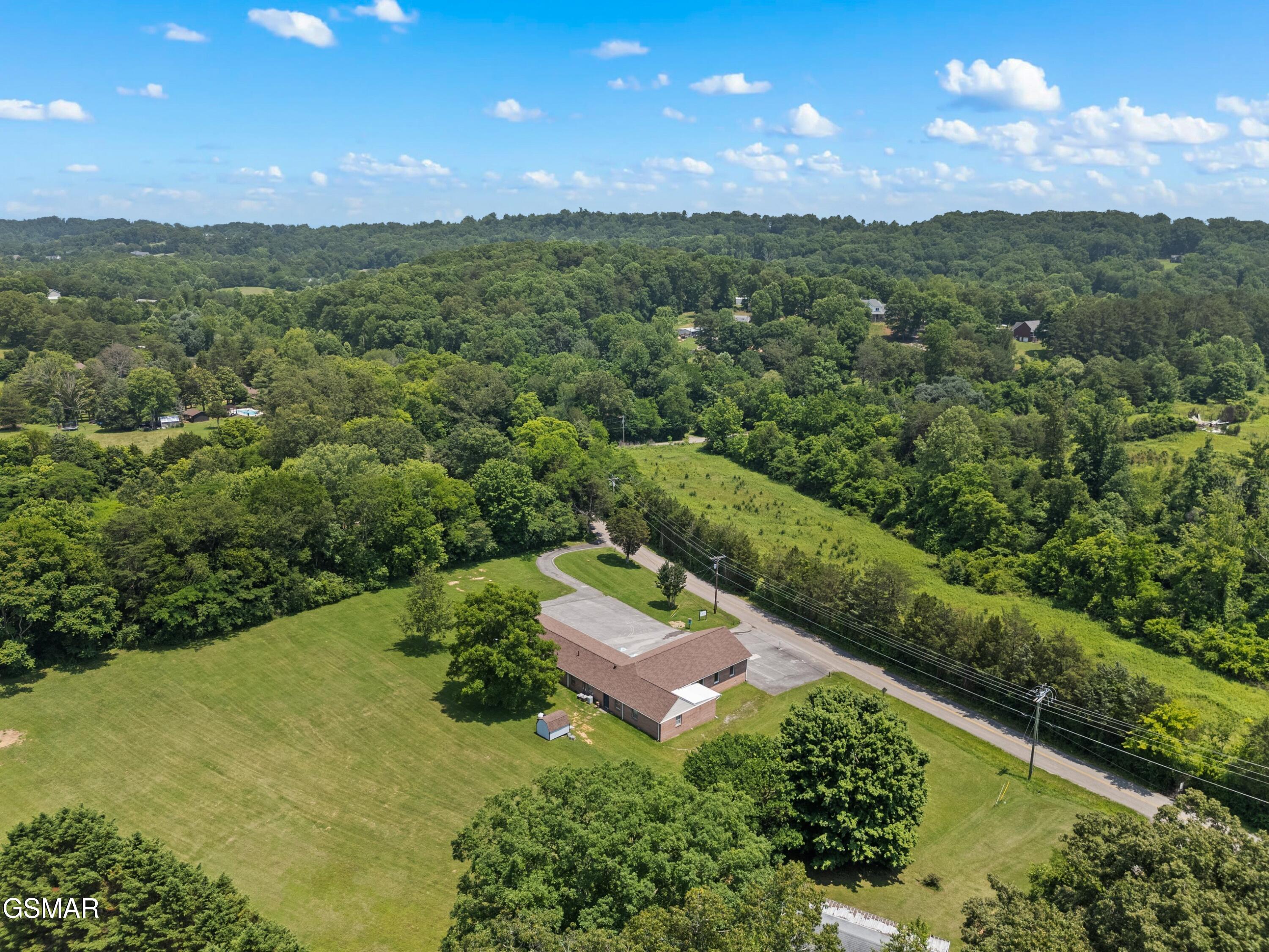 1015 N Union Grove Road Friendsville TN 37737