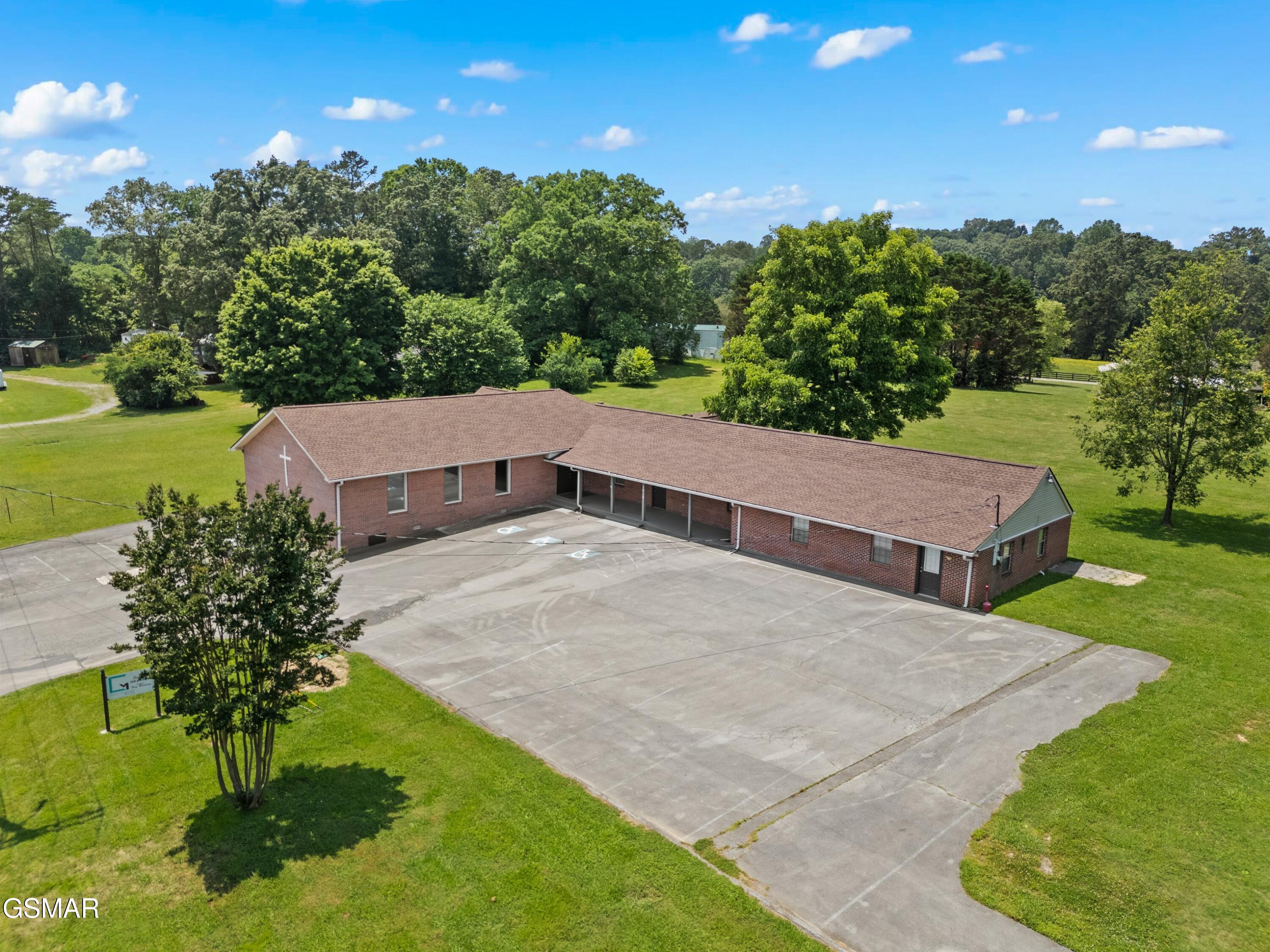 1015 N Union Grove Road Friendsville TN 37737