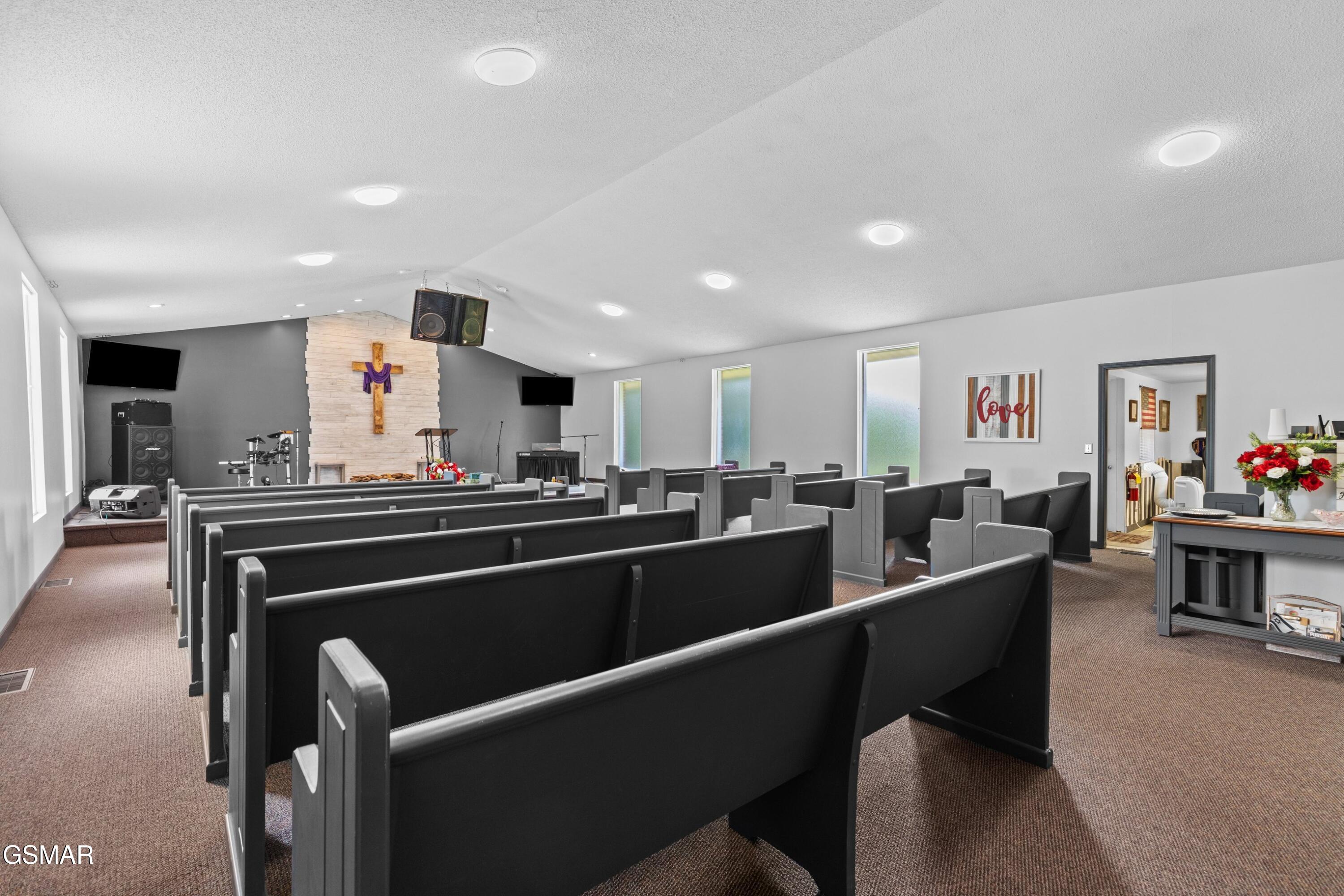 1015 N Union Grove Road Friendsville TN 37737