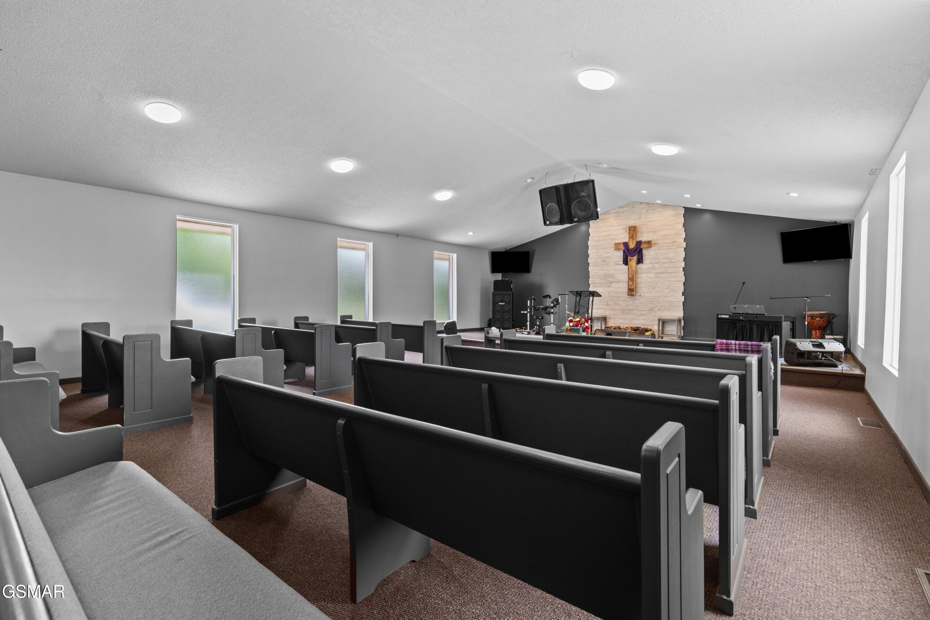 1015 N Union Grove Road Friendsville TN 37737