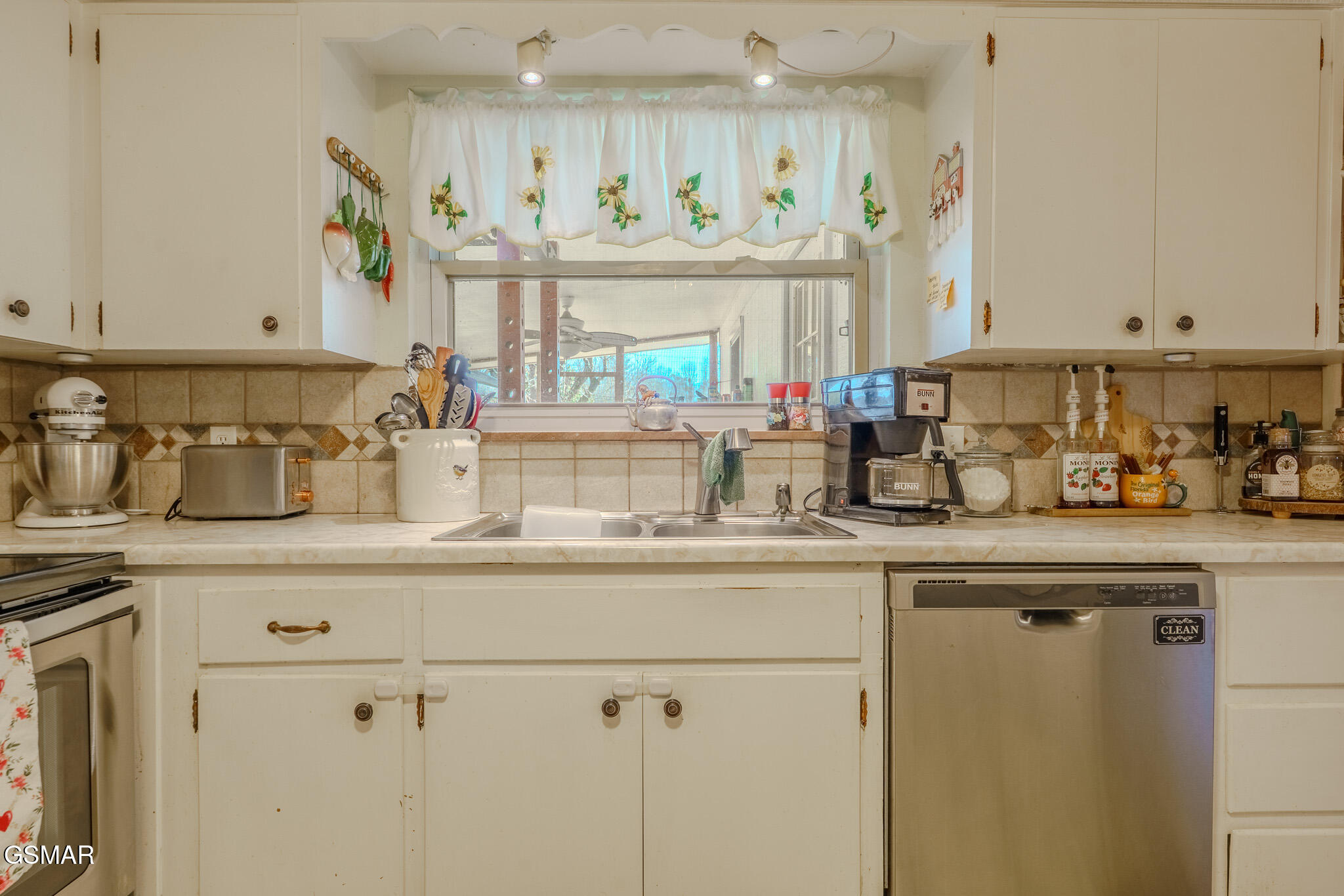 215 Valley Drive Pigeon Forge TN 37863