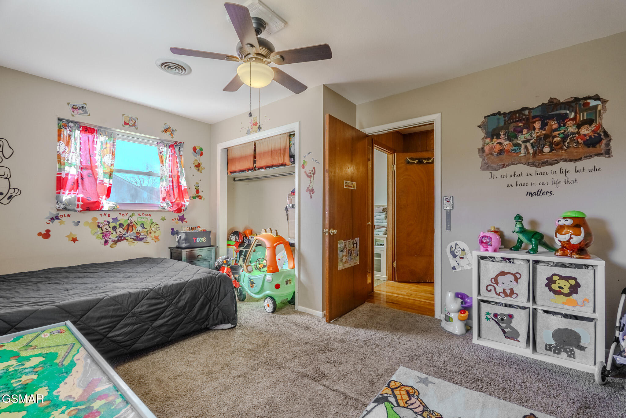 215 Valley Drive Pigeon Forge TN 37863