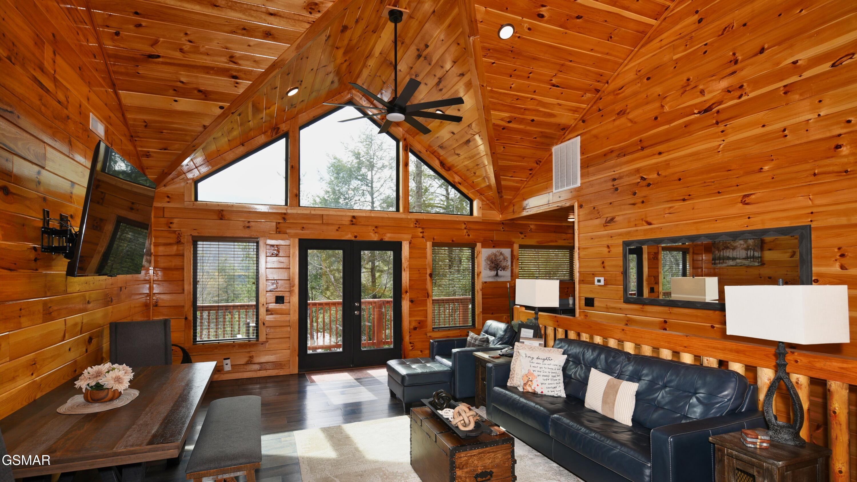 1616 Misty Hollow Way Gatlinburg TN 37738