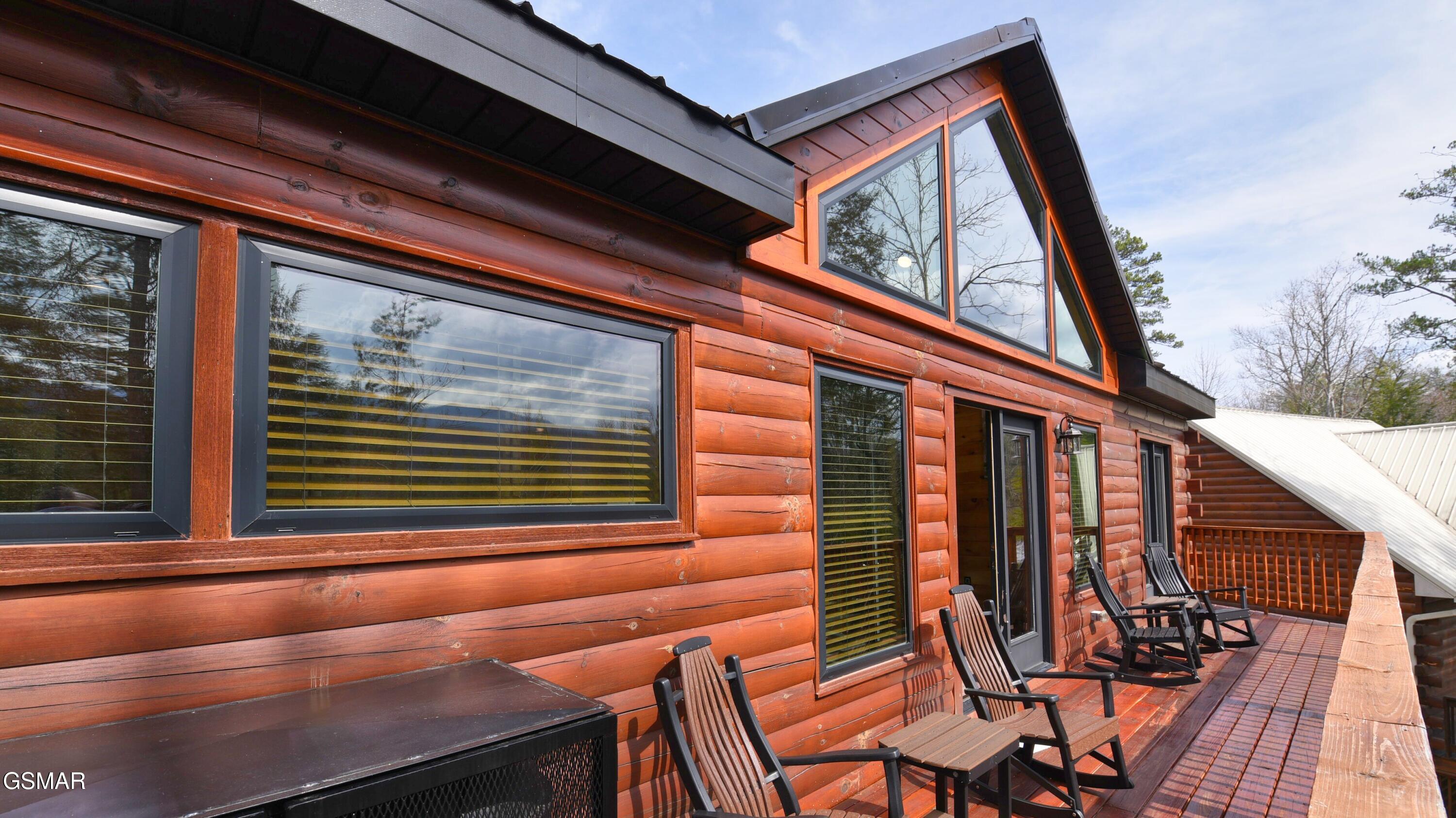 1616 Misty Hollow Way Gatlinburg TN 37738