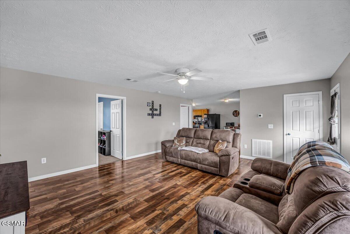 2026 Jonathan Drive White Pine TN 37890