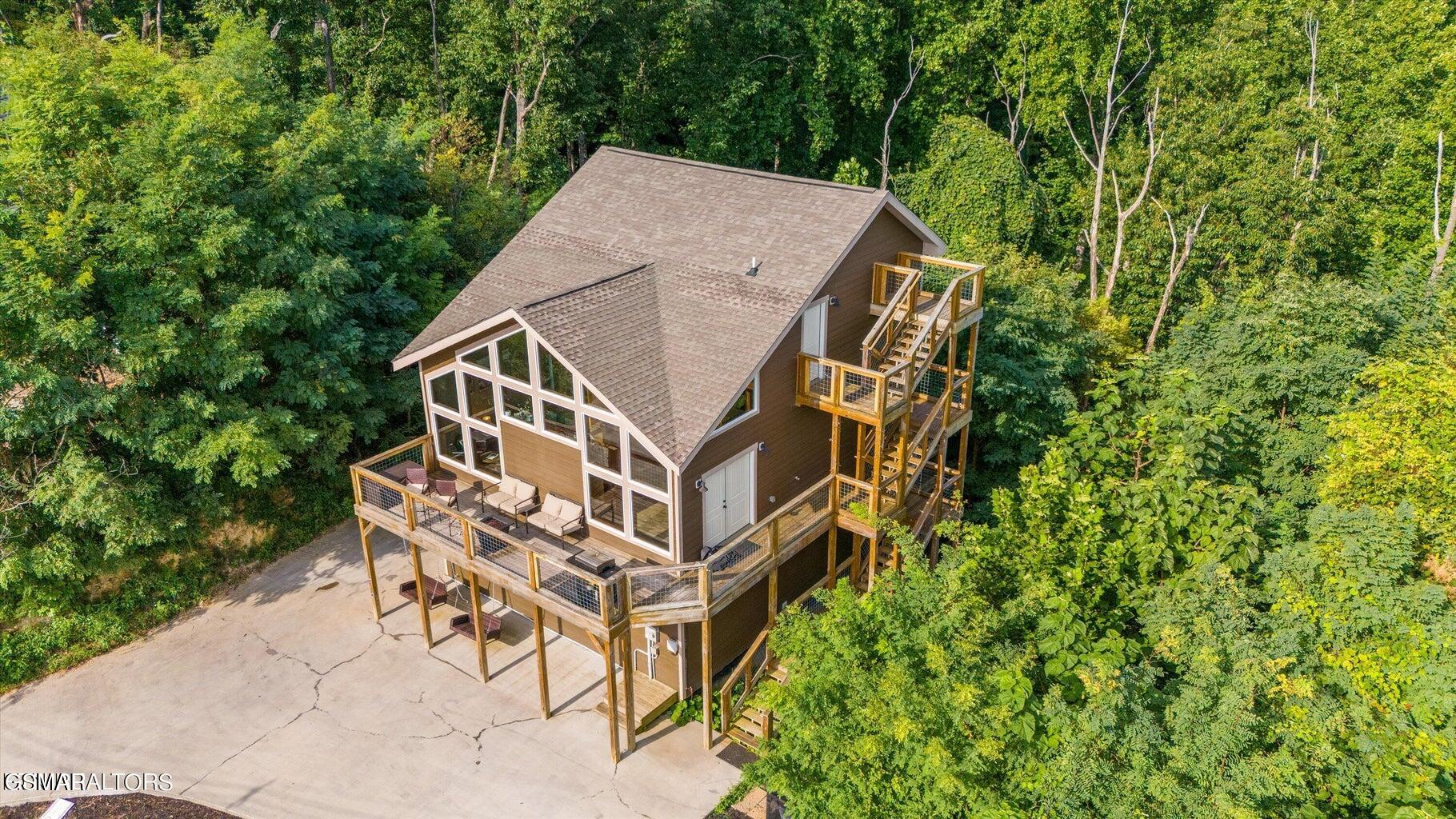 622 Wiley Oakley Drive Gatlinburg TN 37738