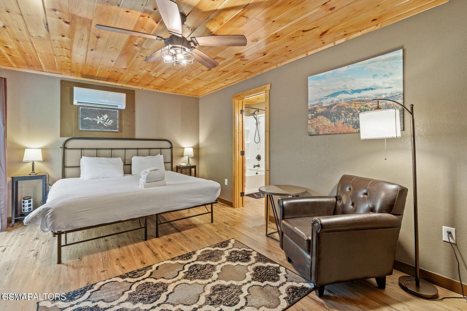 622 Wiley Oakley Drive Gatlinburg TN 37738