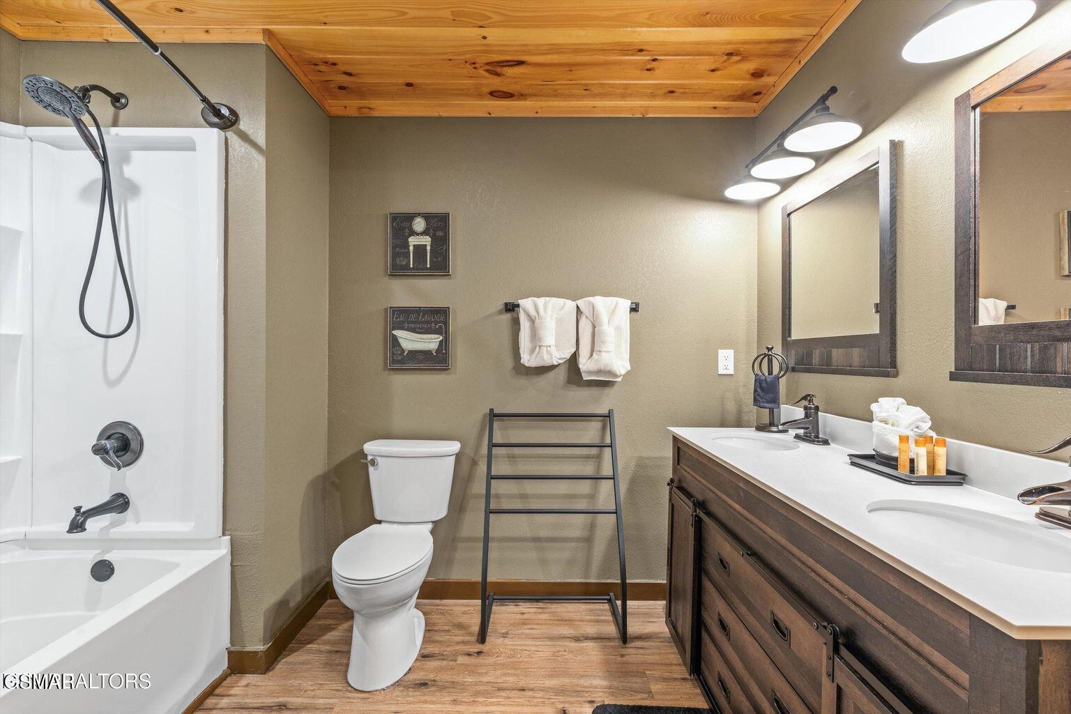 622 Wiley Oakley Drive Gatlinburg TN 37738